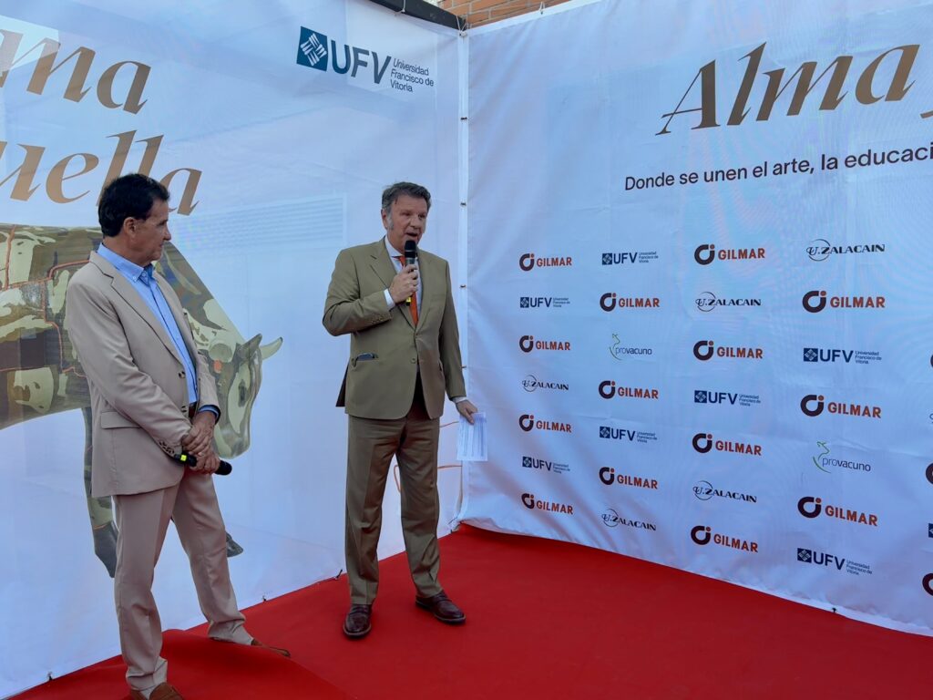Jesús Gil Marín speaking at the presentation