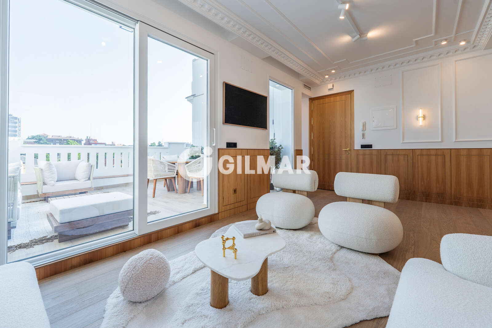 Property slider Gilmar