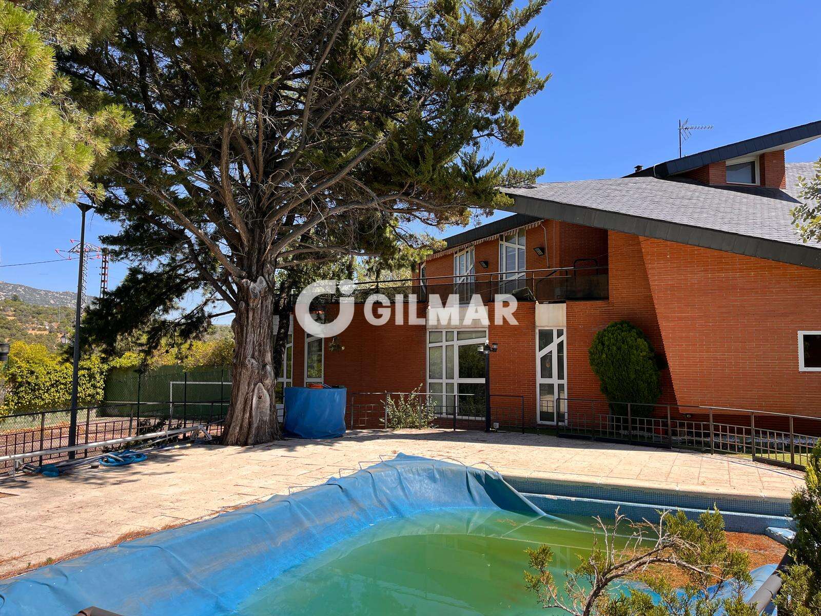 Property slider Gilmar