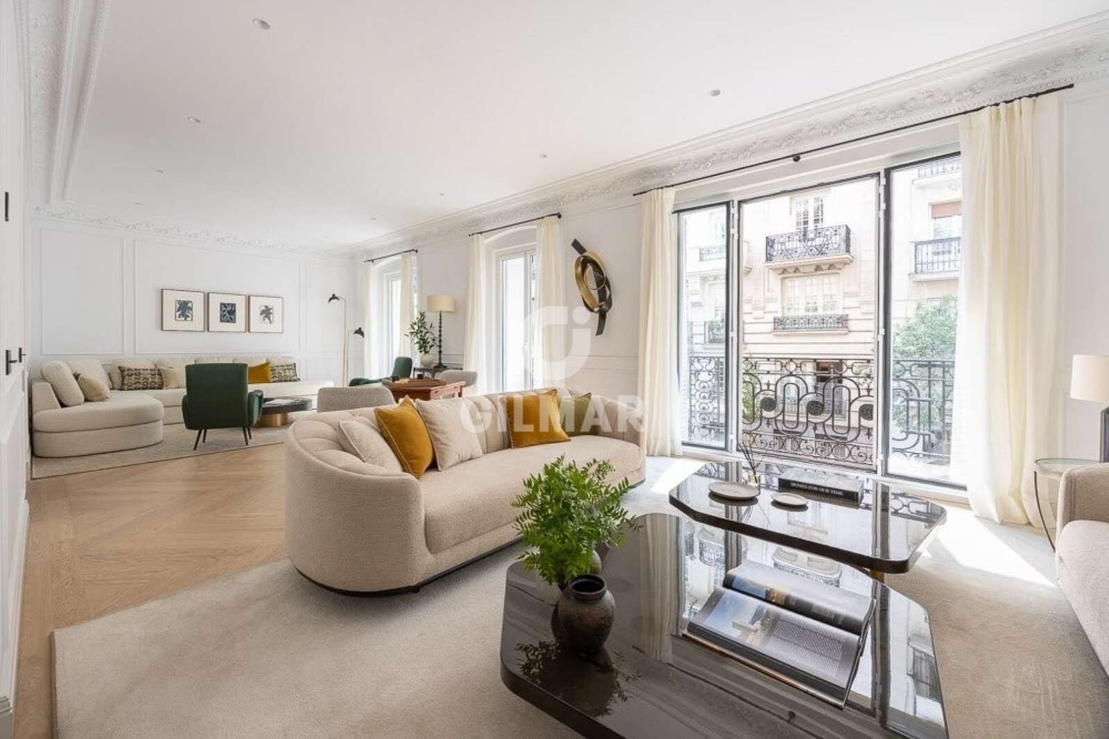 Property slider Gilmar
