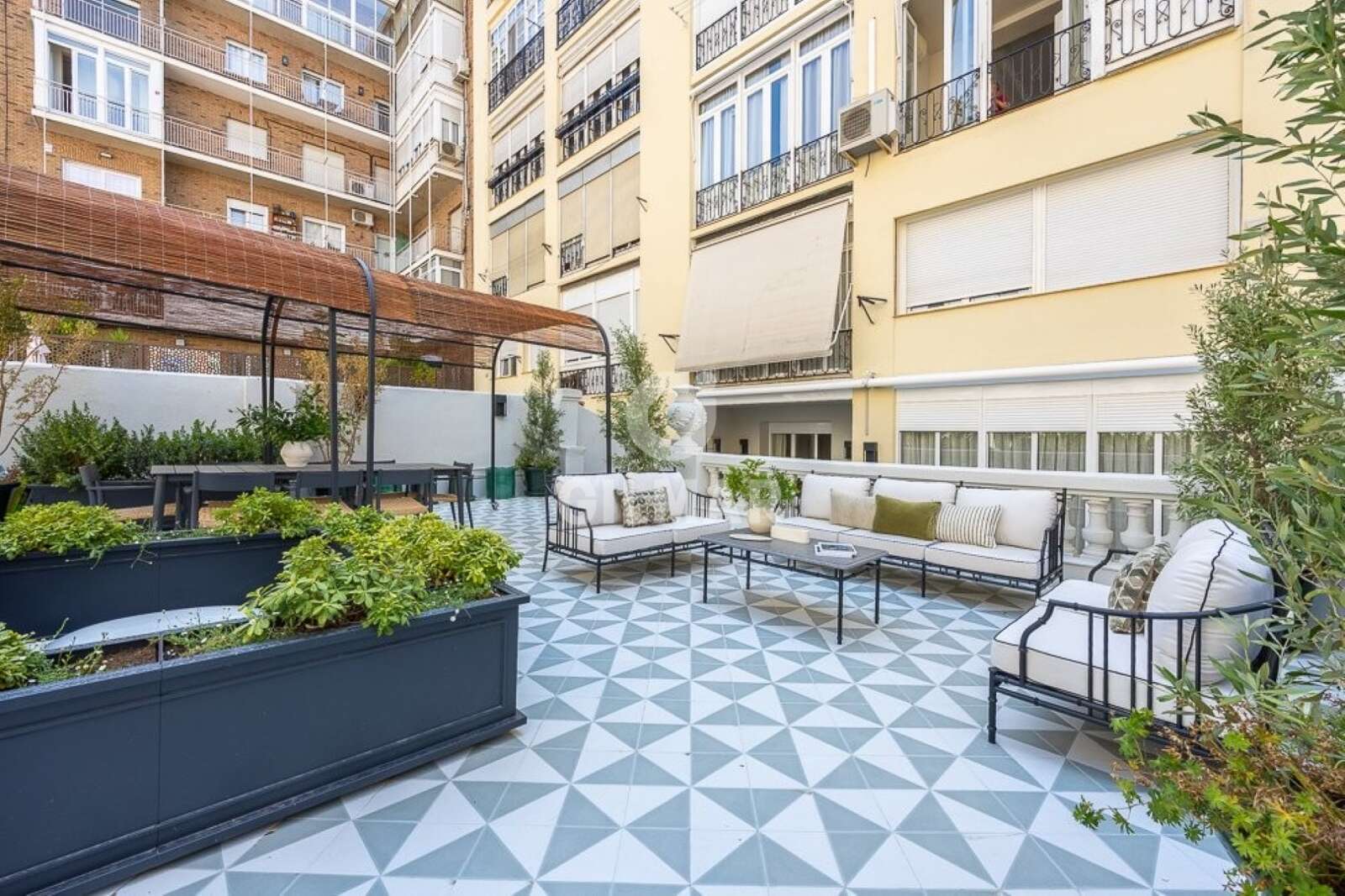 Property slider Gilmar