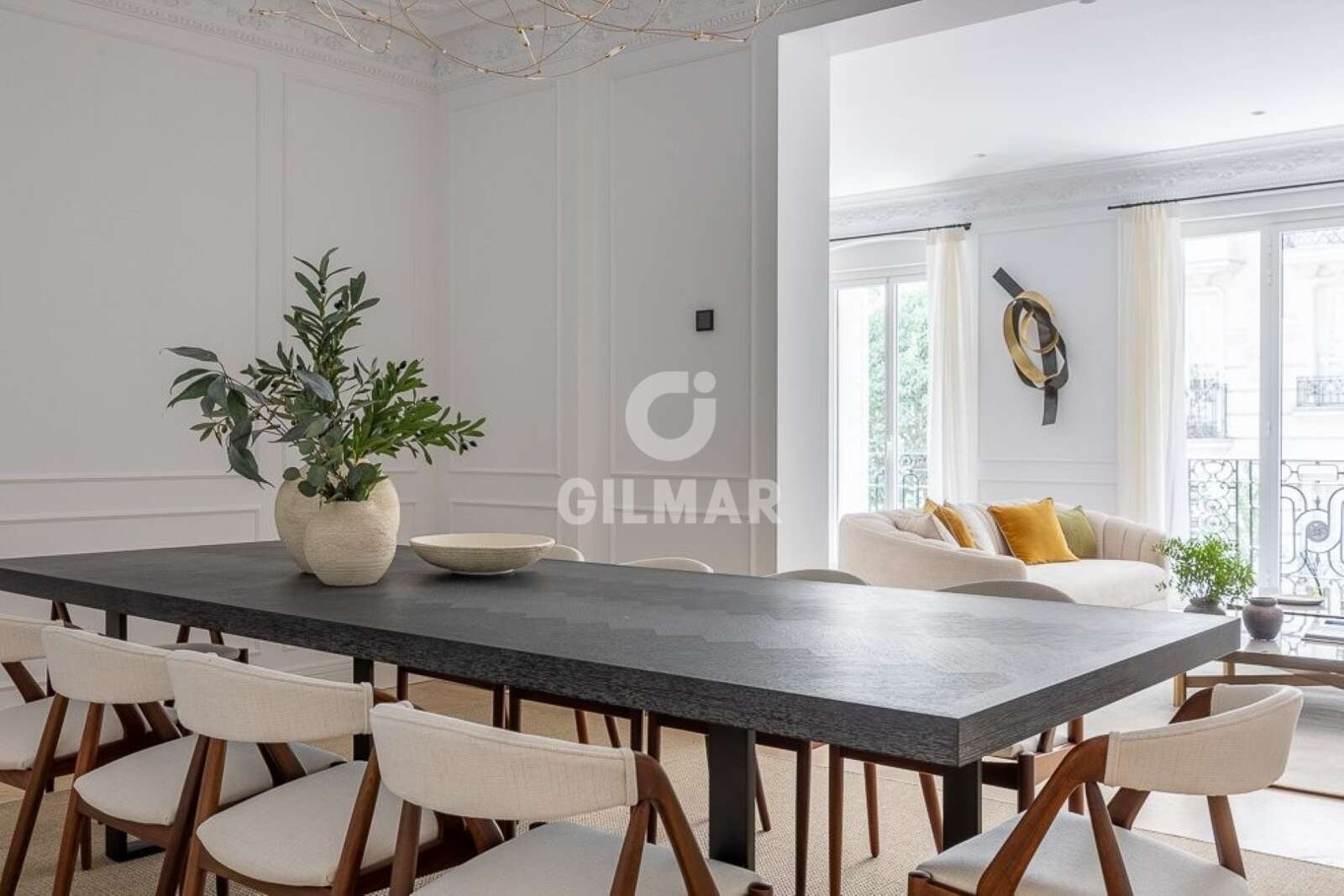 Property slider Gilmar