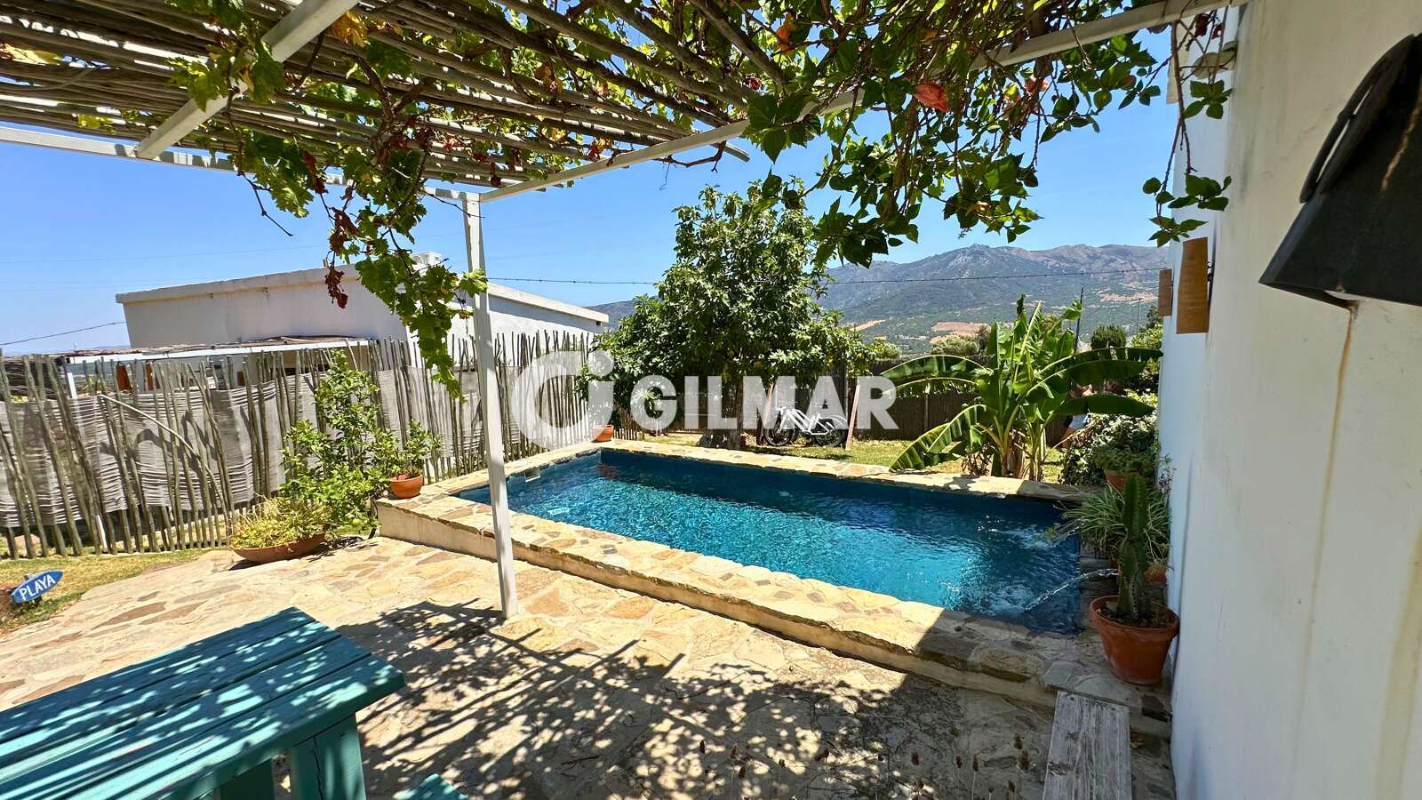 Property slider Gilmar