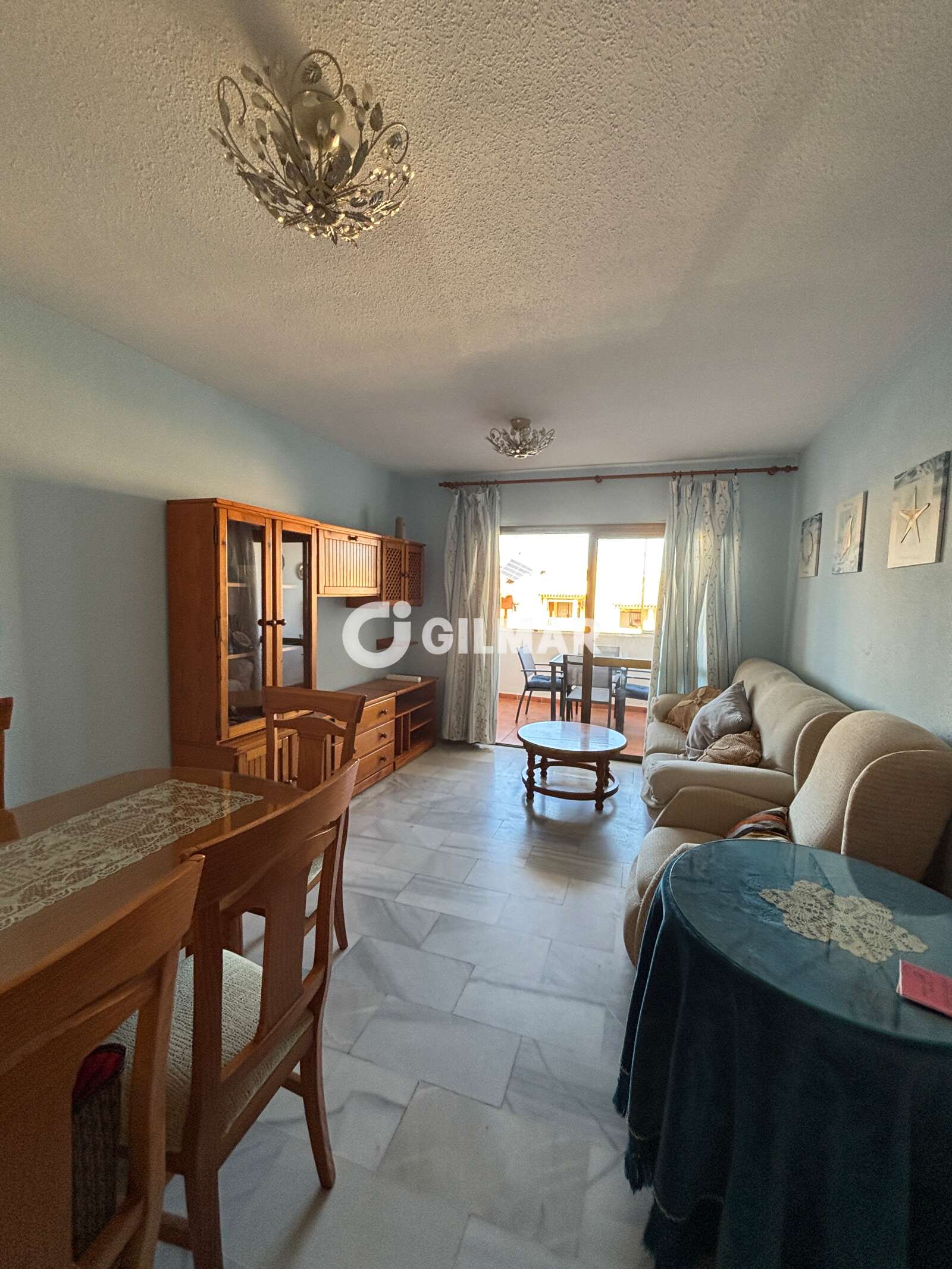 Property slider Gilmar