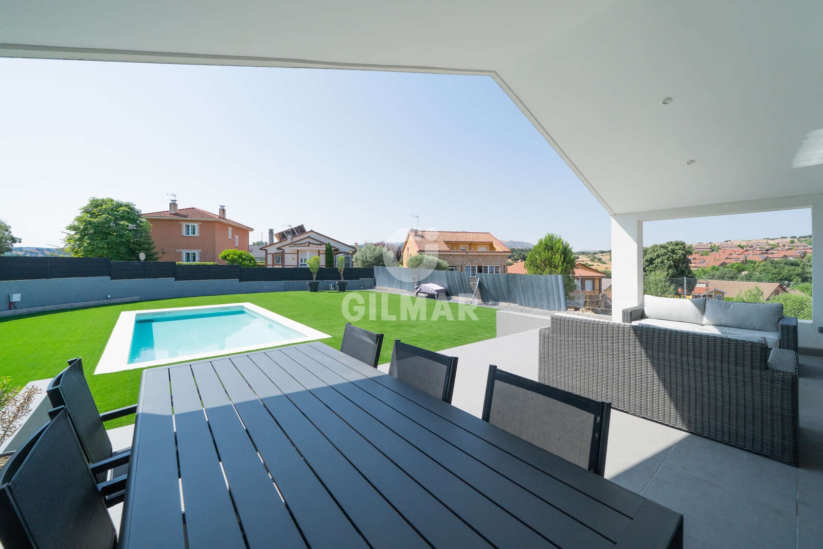 Property slider Gilmar