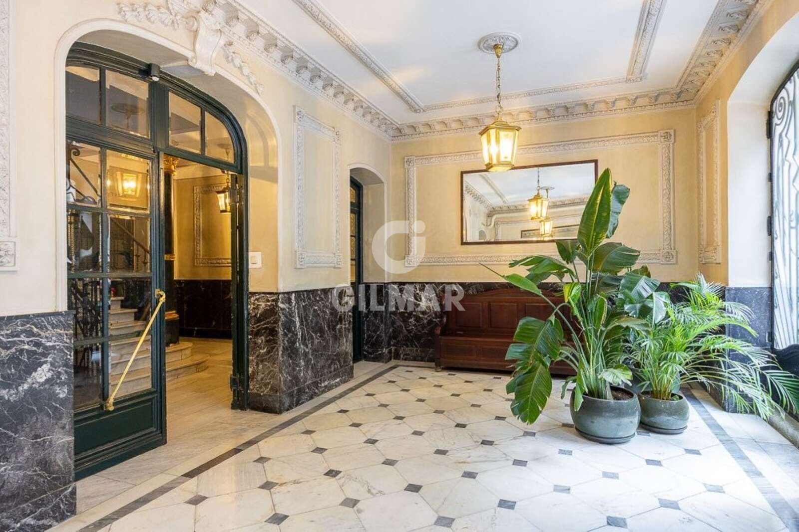 Property slider Gilmar