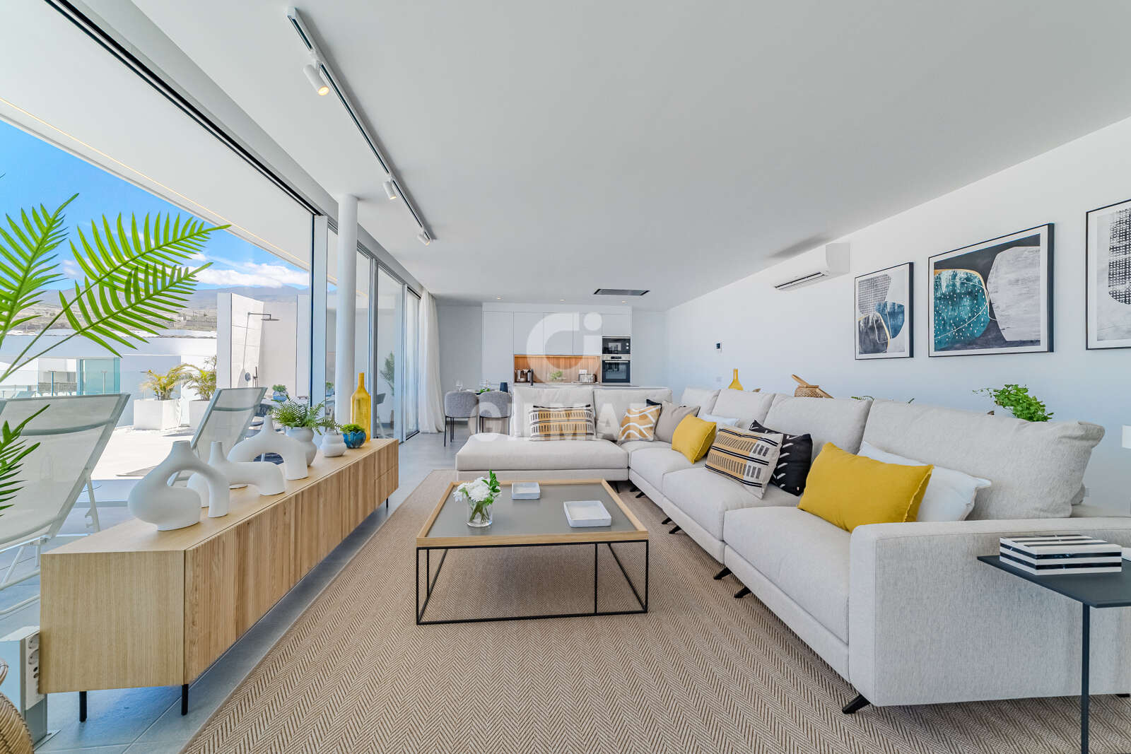 Property slider Gilmar