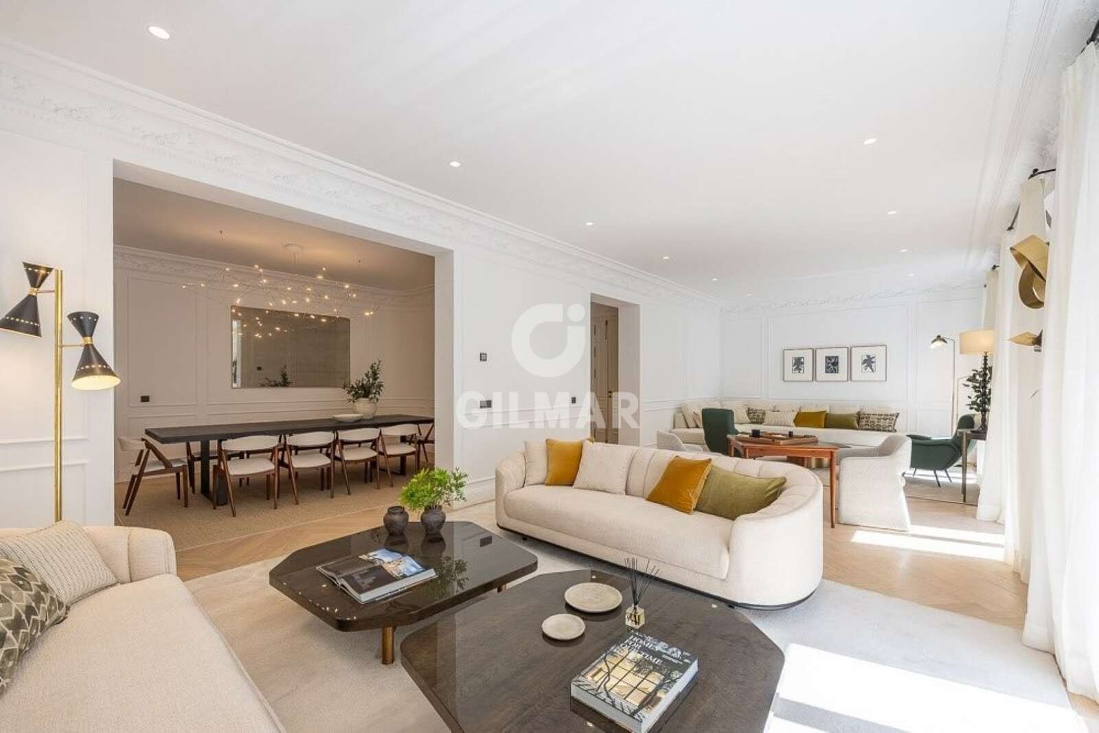 Property slider Gilmar
