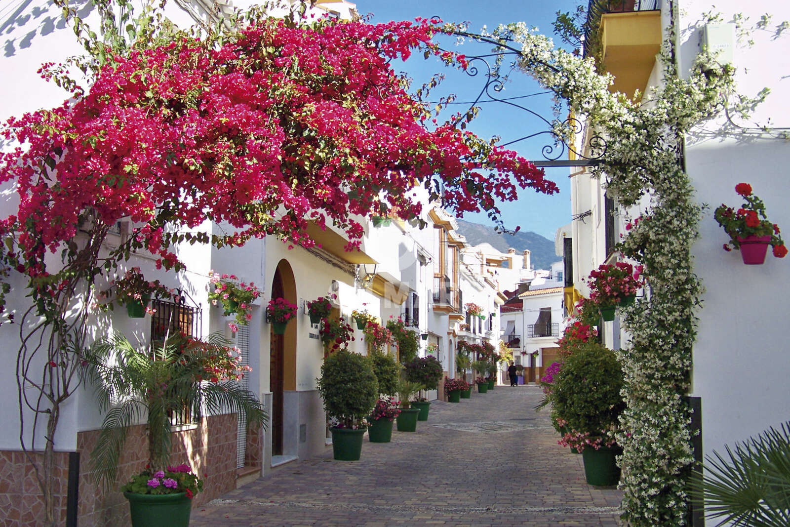 Property slider Gilmar