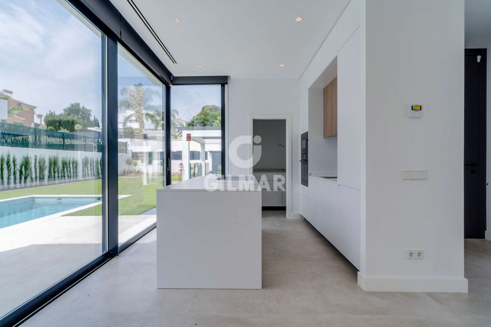 Property slider Gilmar