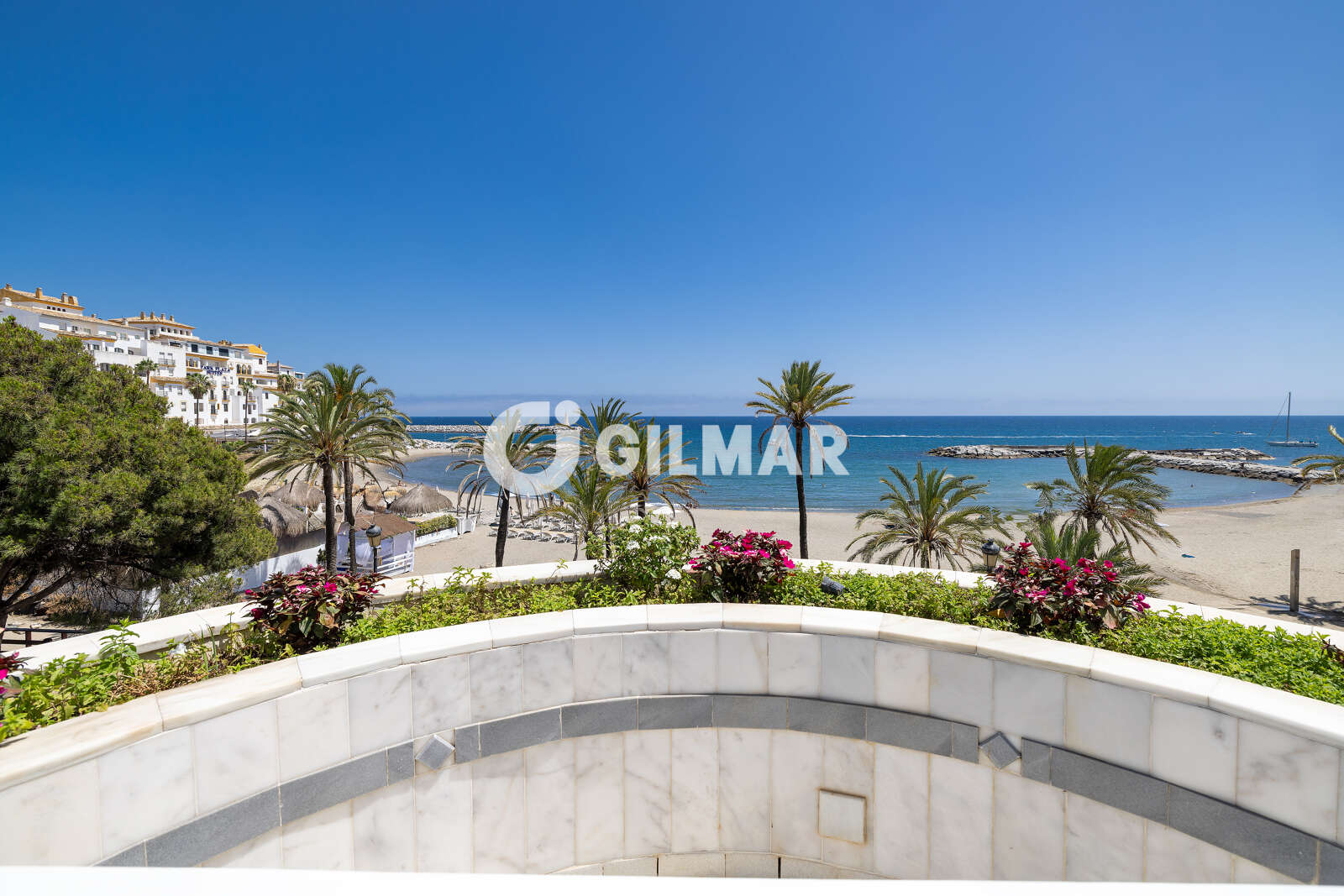 Property slider Gilmar