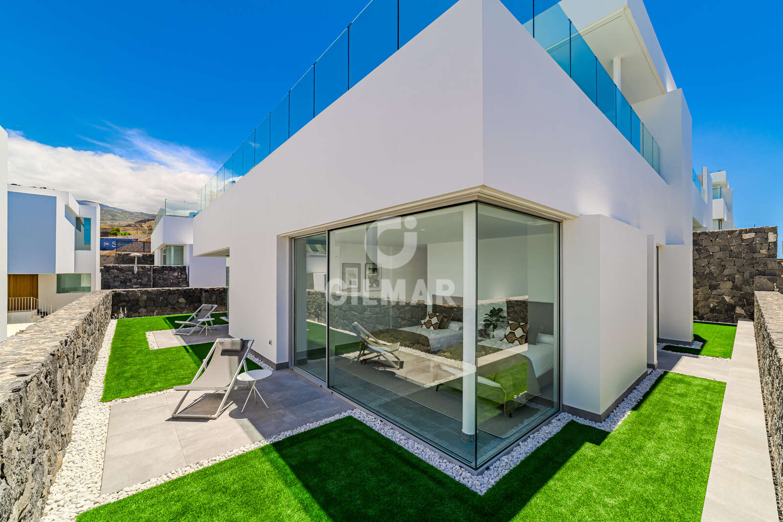 Property slider Gilmar