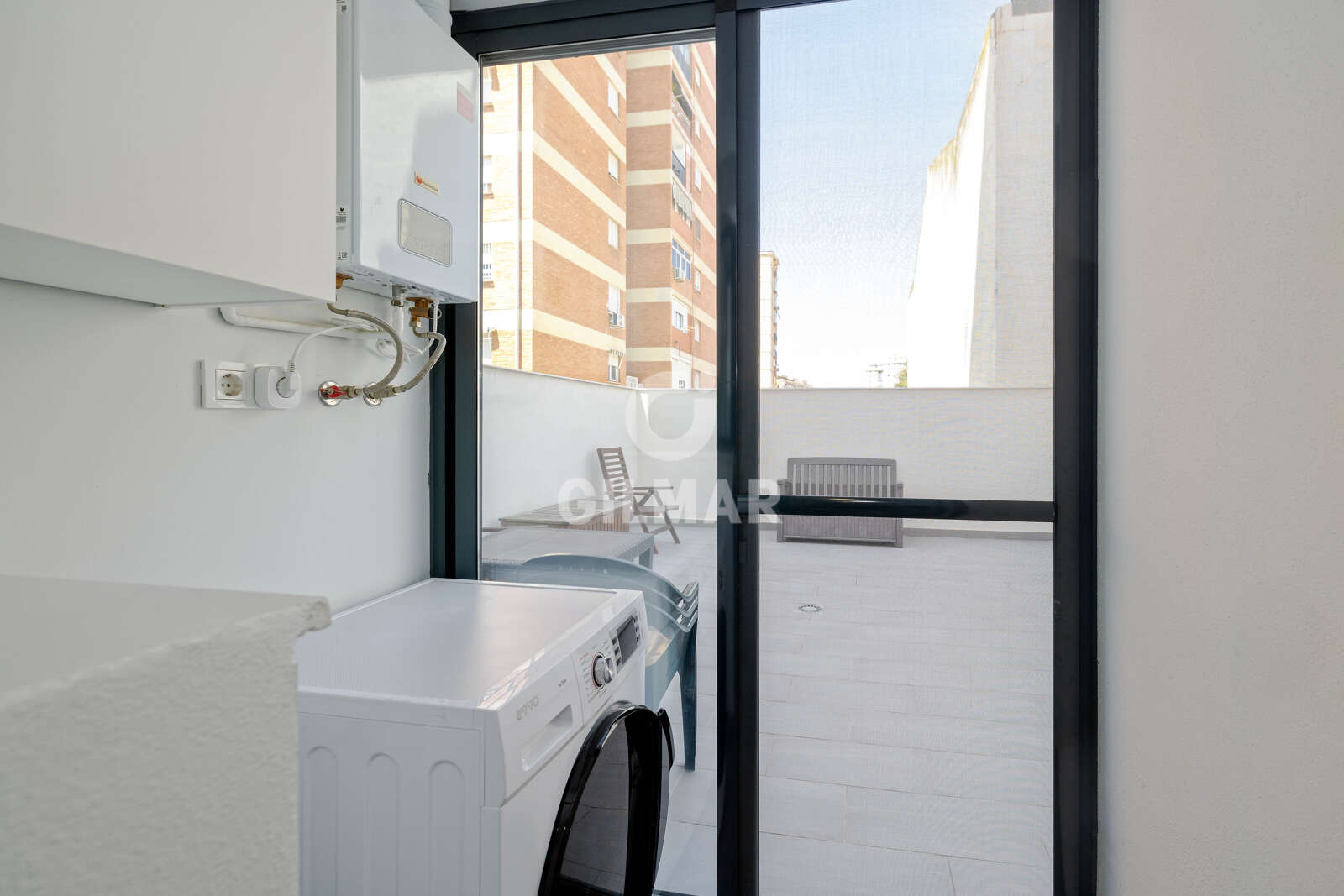 Property slider Gilmar