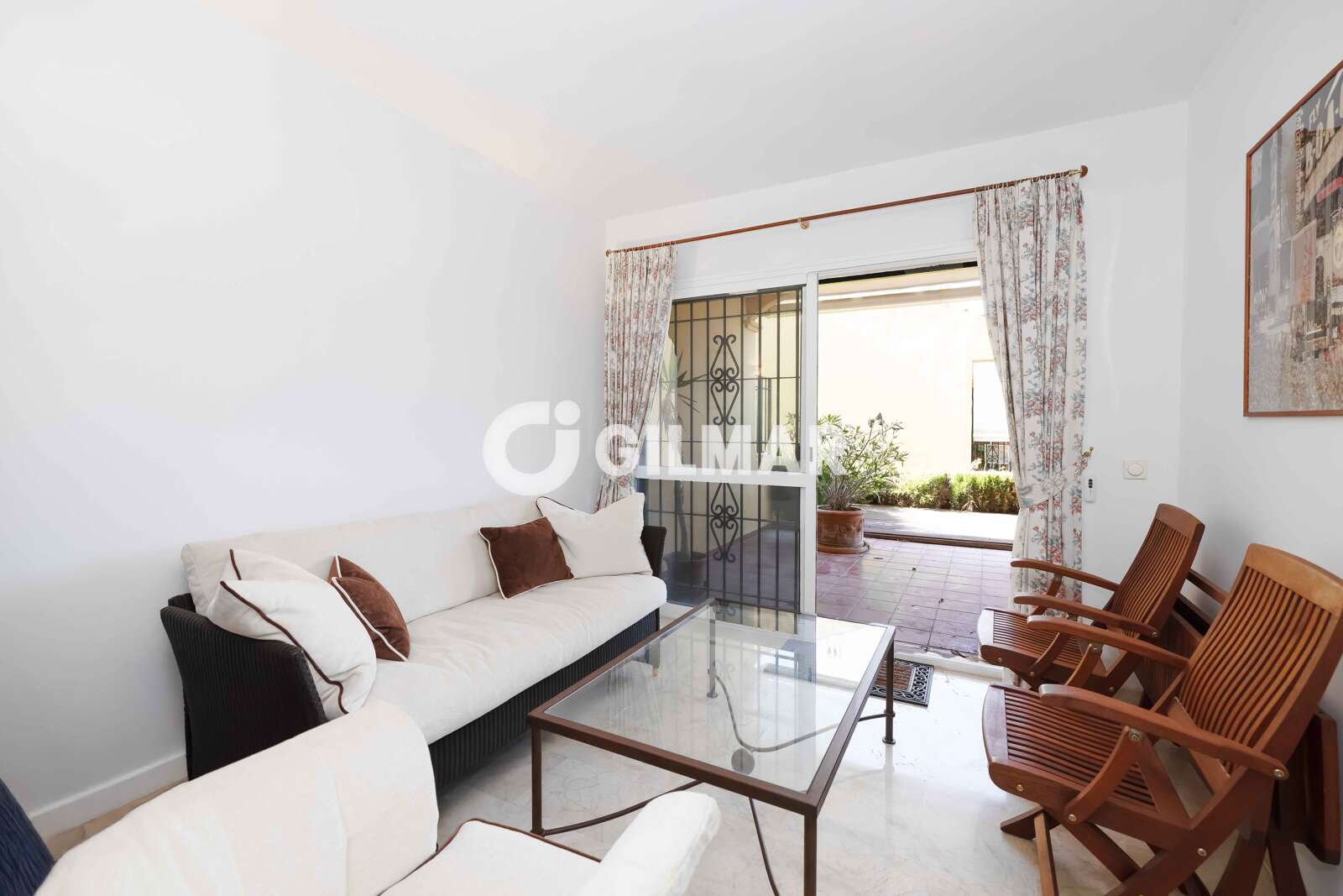 Property slider Gilmar