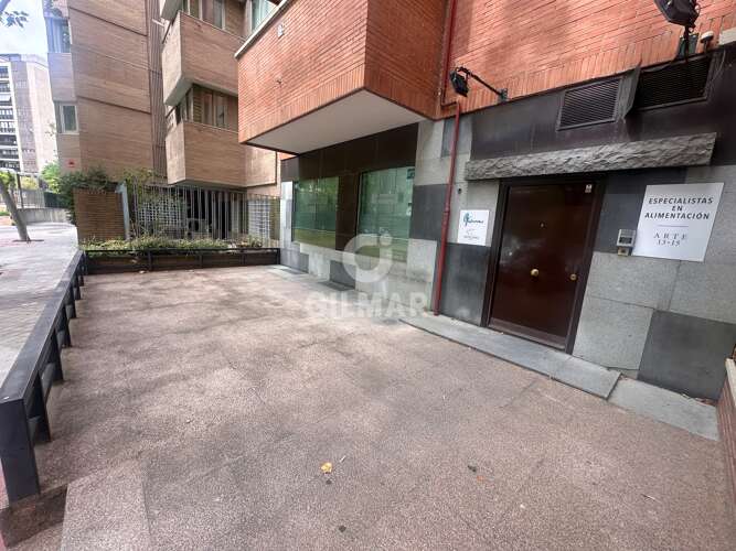 Local Comercial en venta en Costillares – Madrid | Gilmar Consulting