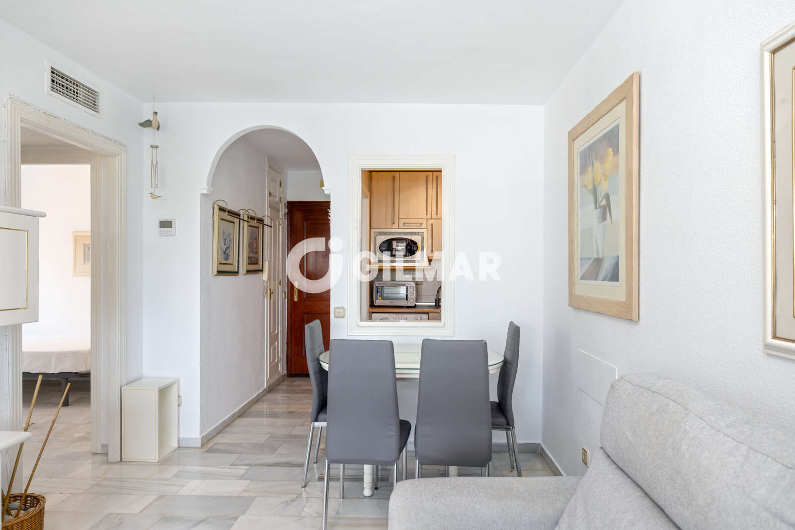 Property slider Gilmar