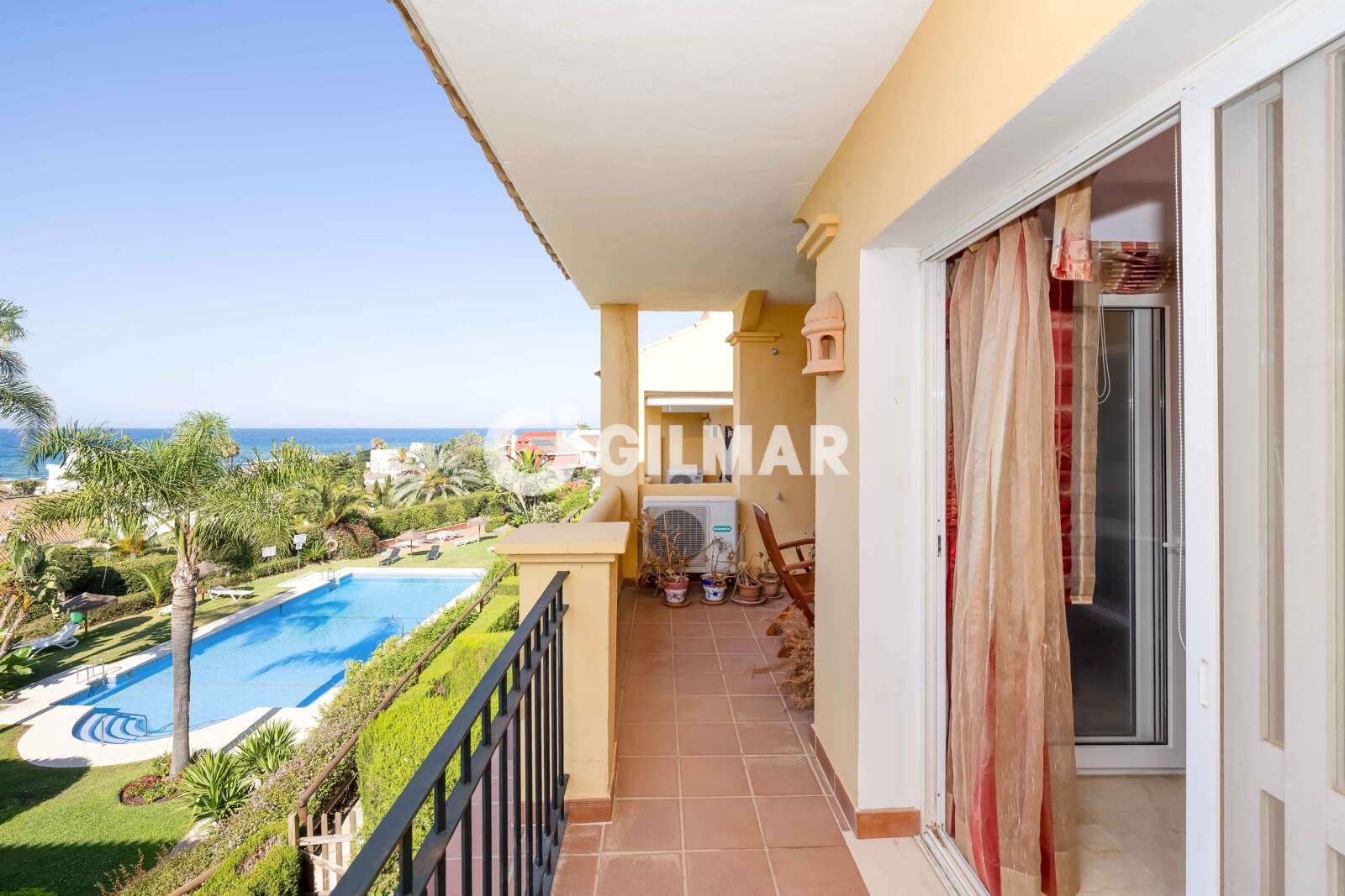 Property slider Gilmar