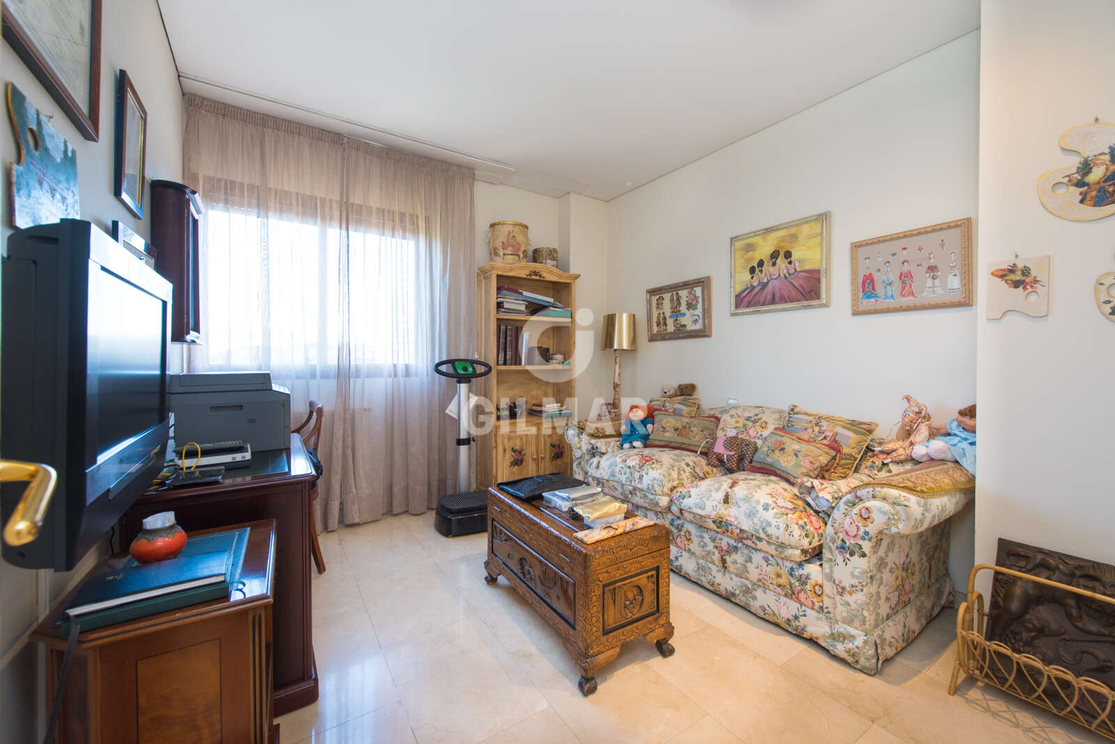 Property slider Gilmar