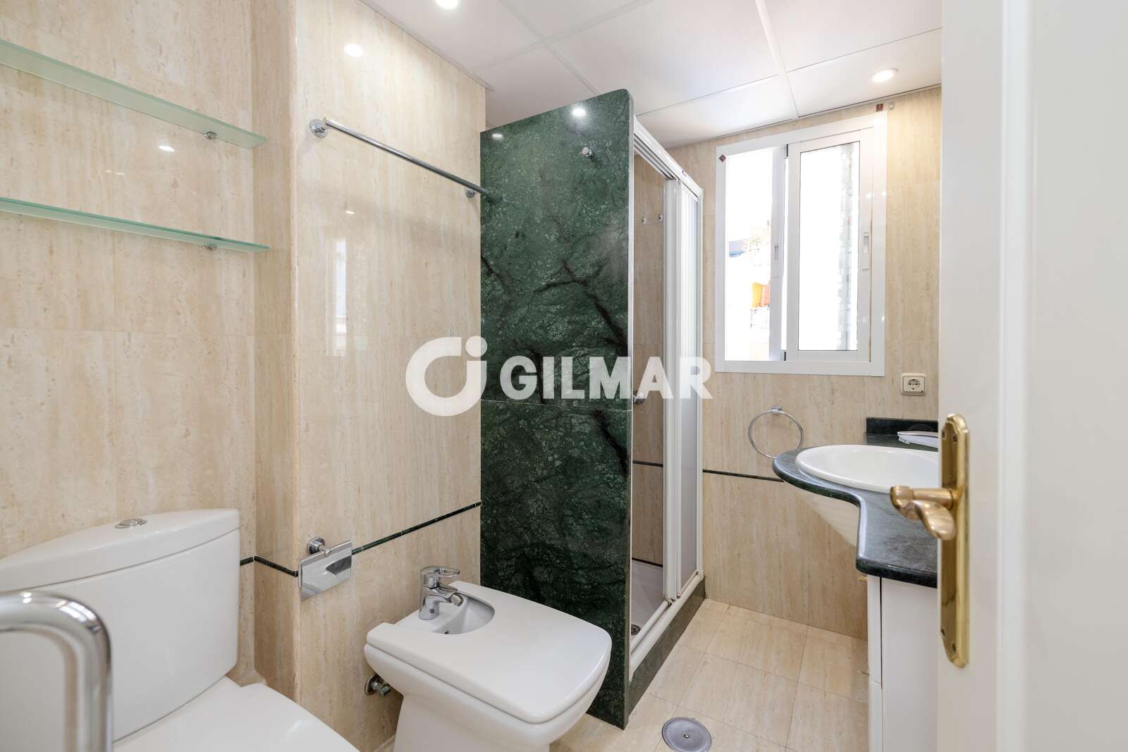 Property slider Gilmar