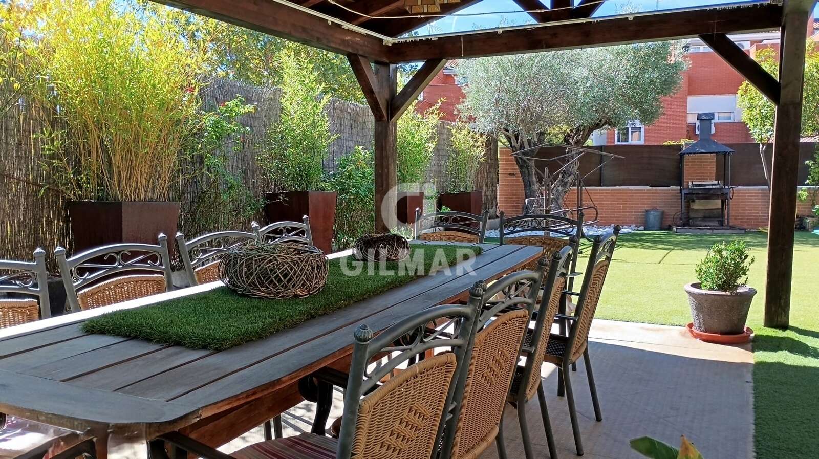 Property slider Gilmar