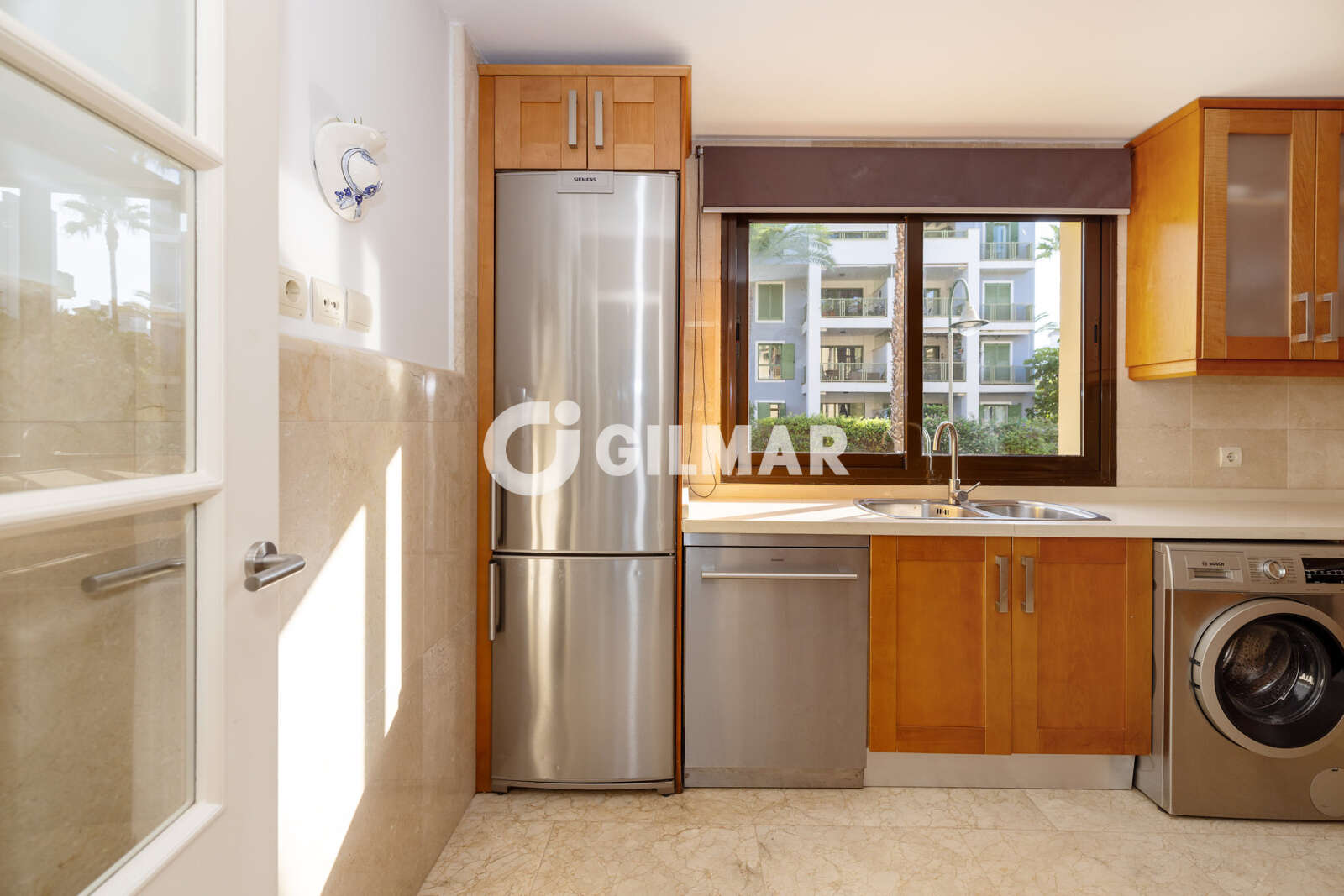 Property slider Gilmar