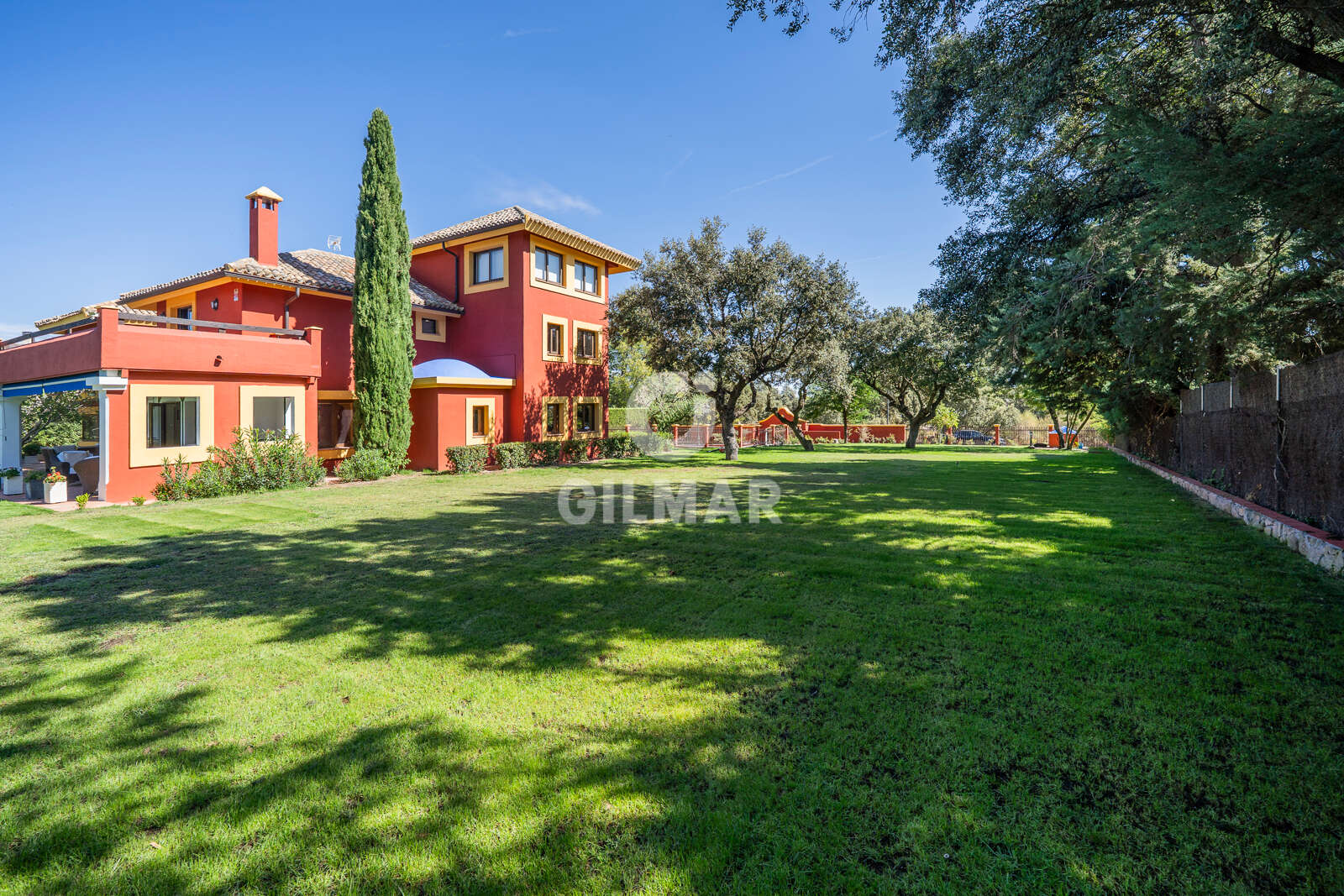 Property slider Gilmar