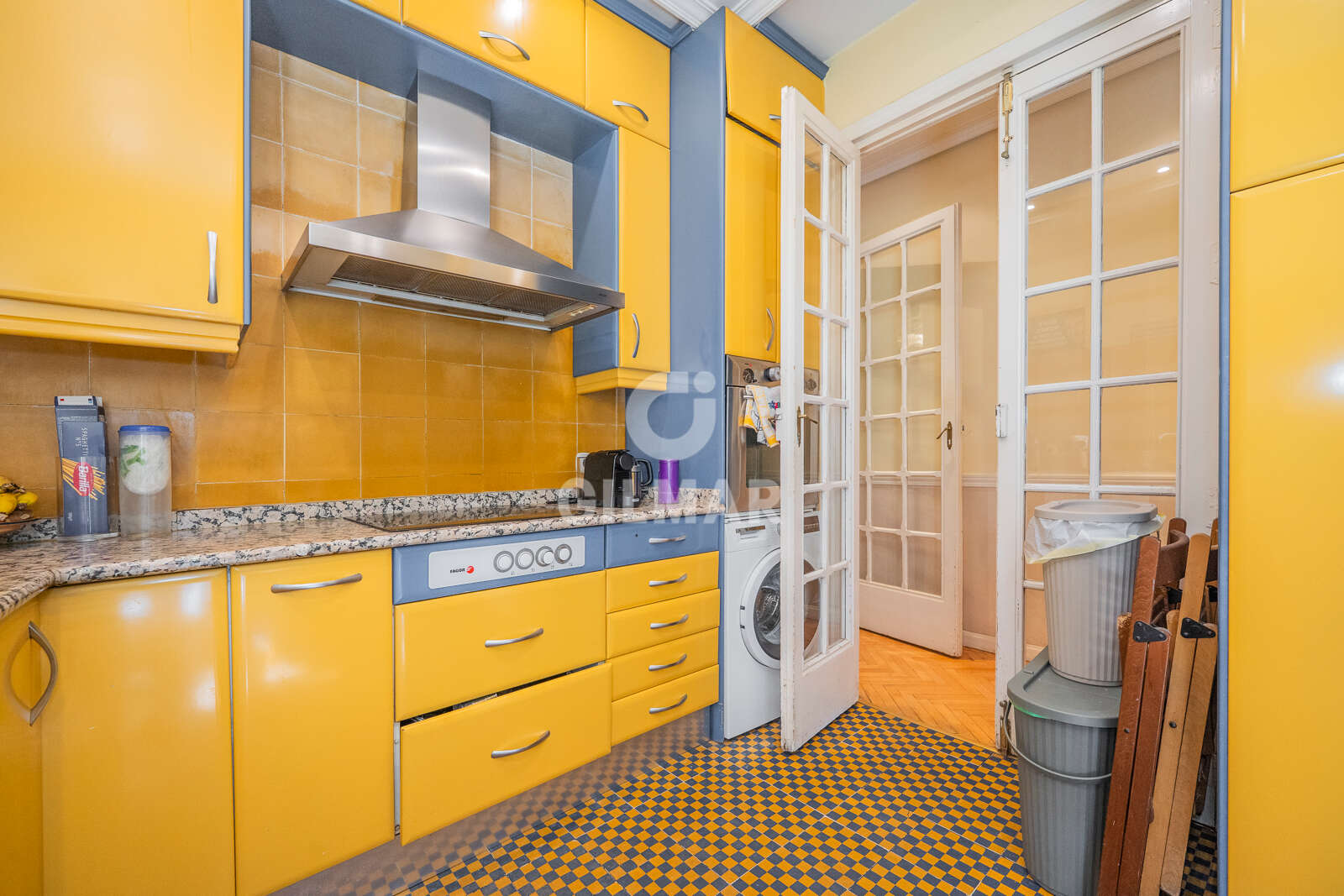 Property slider Gilmar