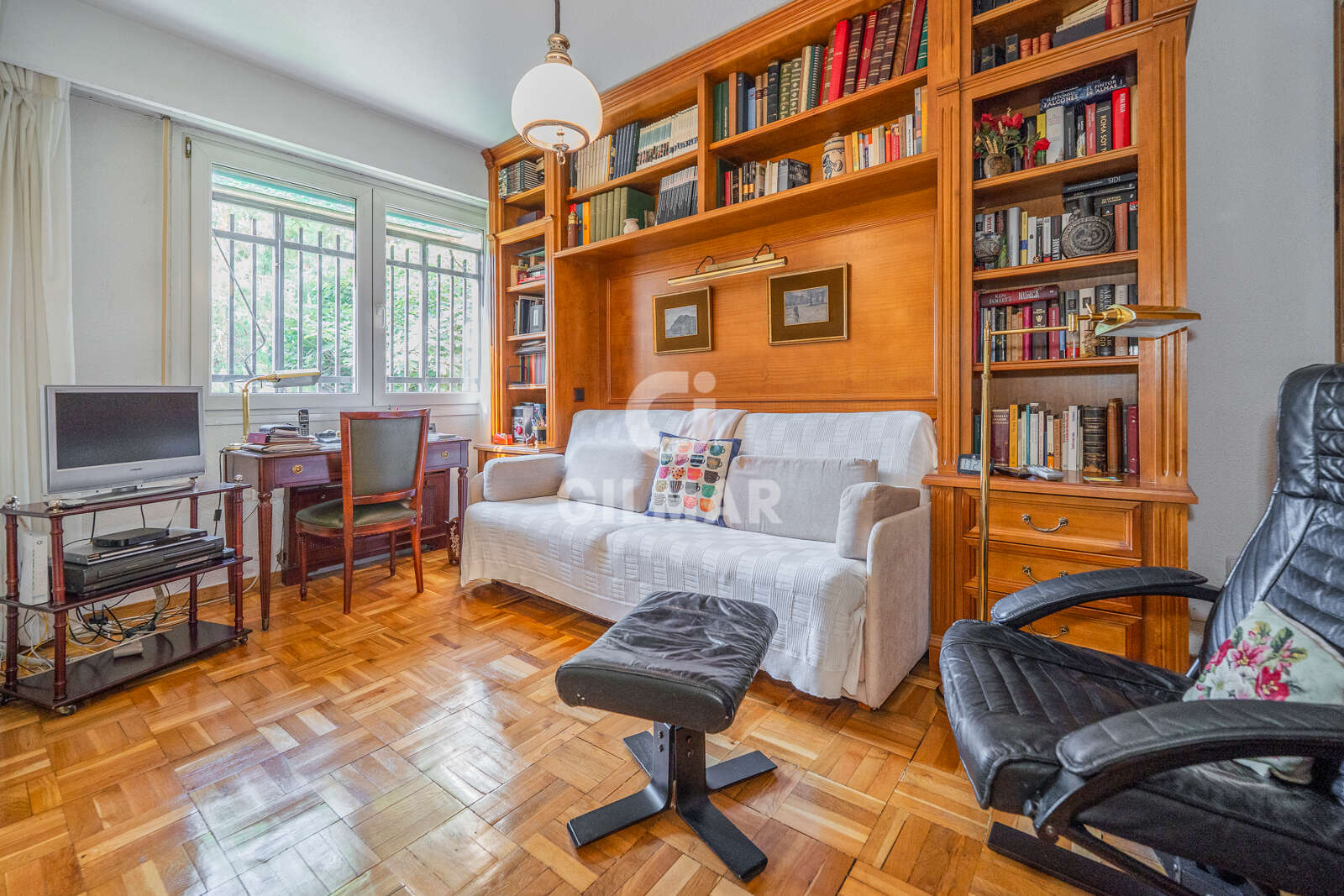 Property slider Gilmar