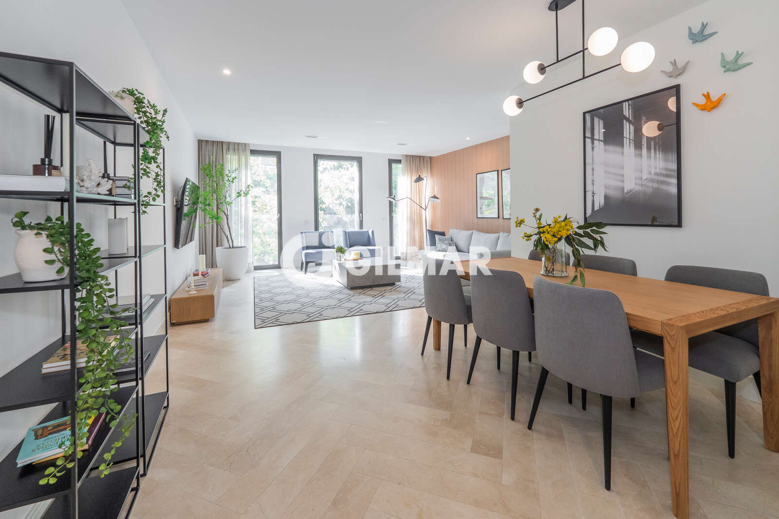 Property slider Gilmar