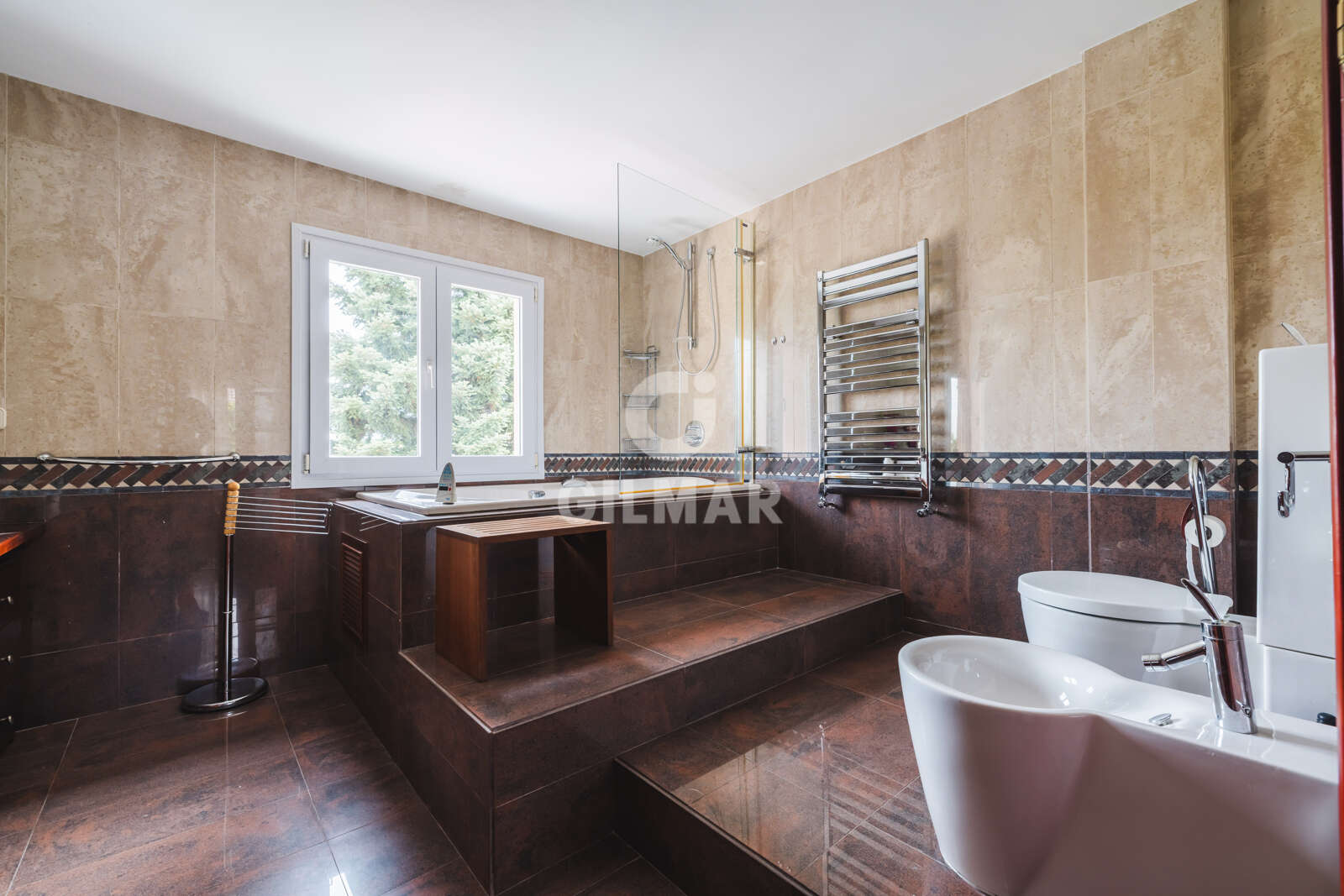 Property slider Gilmar