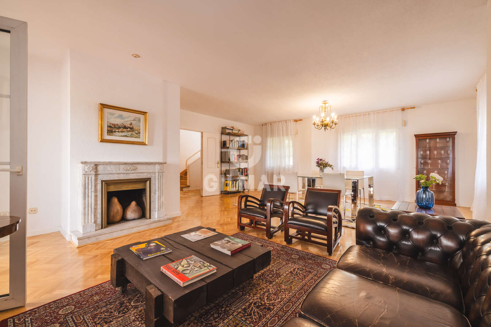 Property slider Gilmar