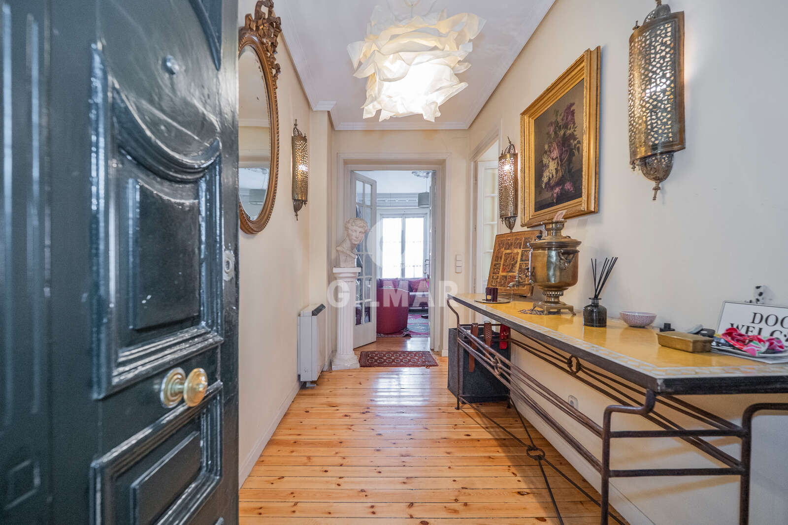 Property slider Gilmar