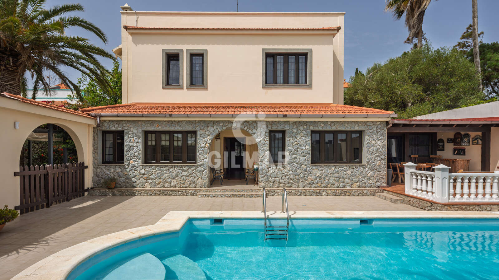 Property slider Gilmar