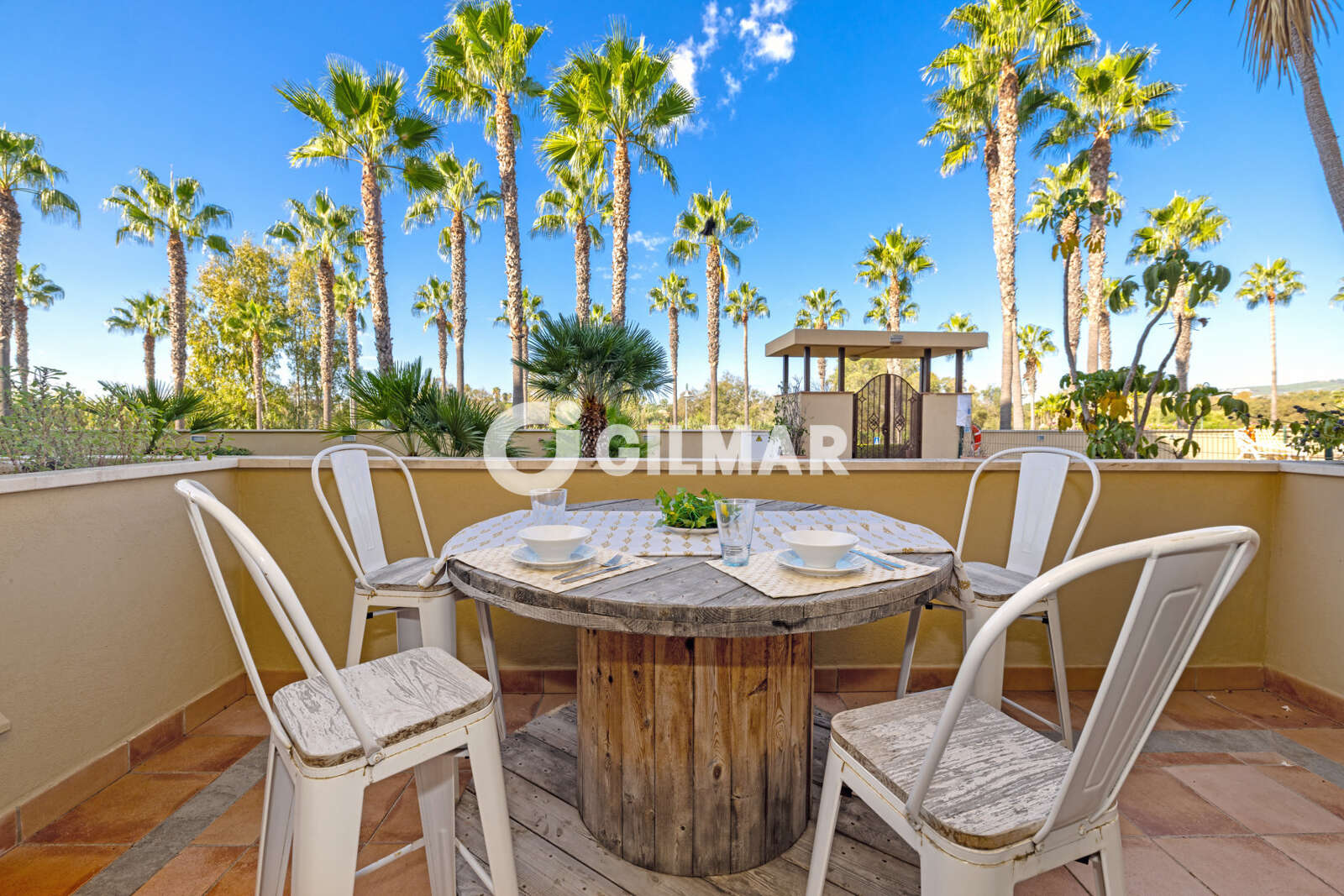 Property slider Gilmar