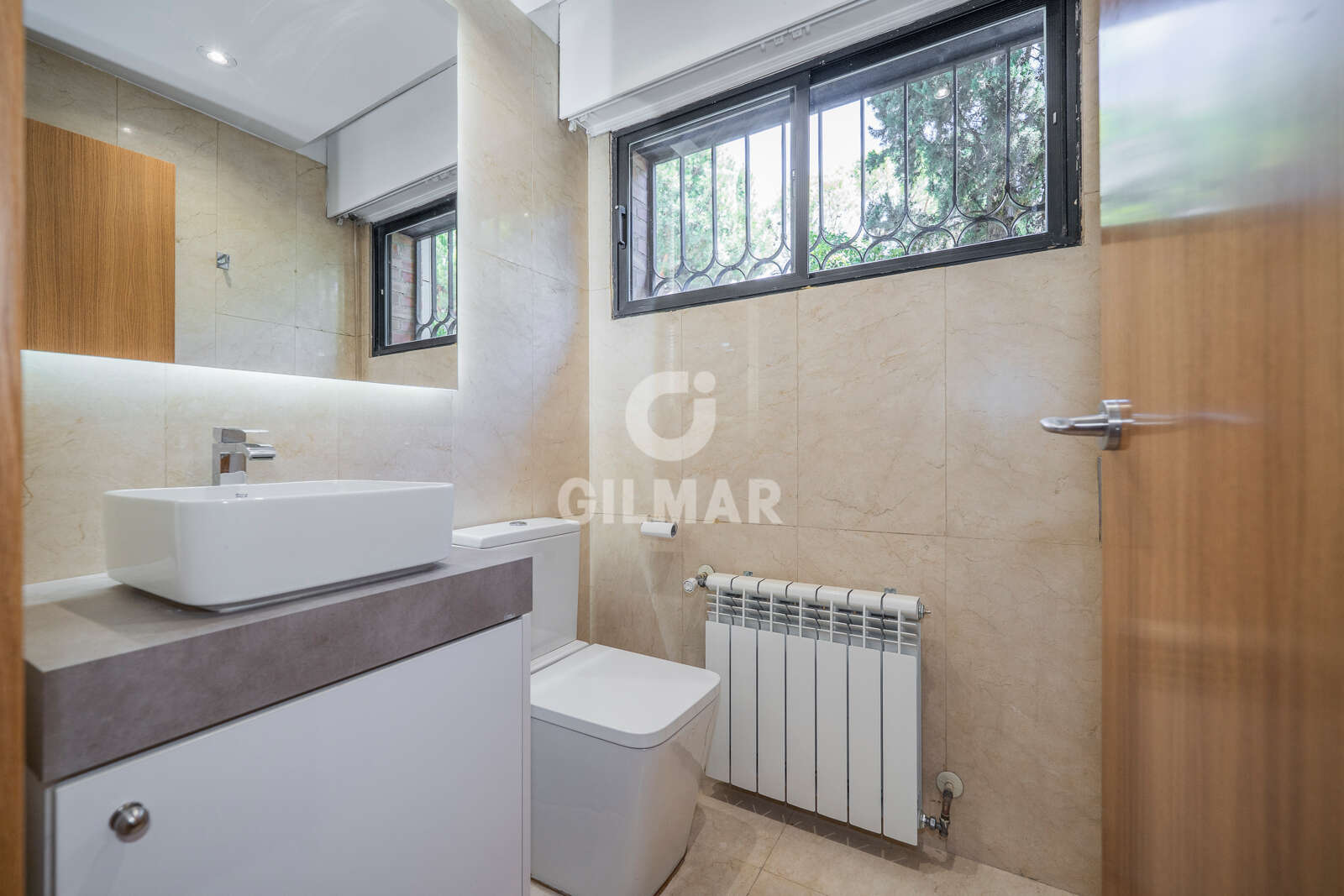 Property slider Gilmar
