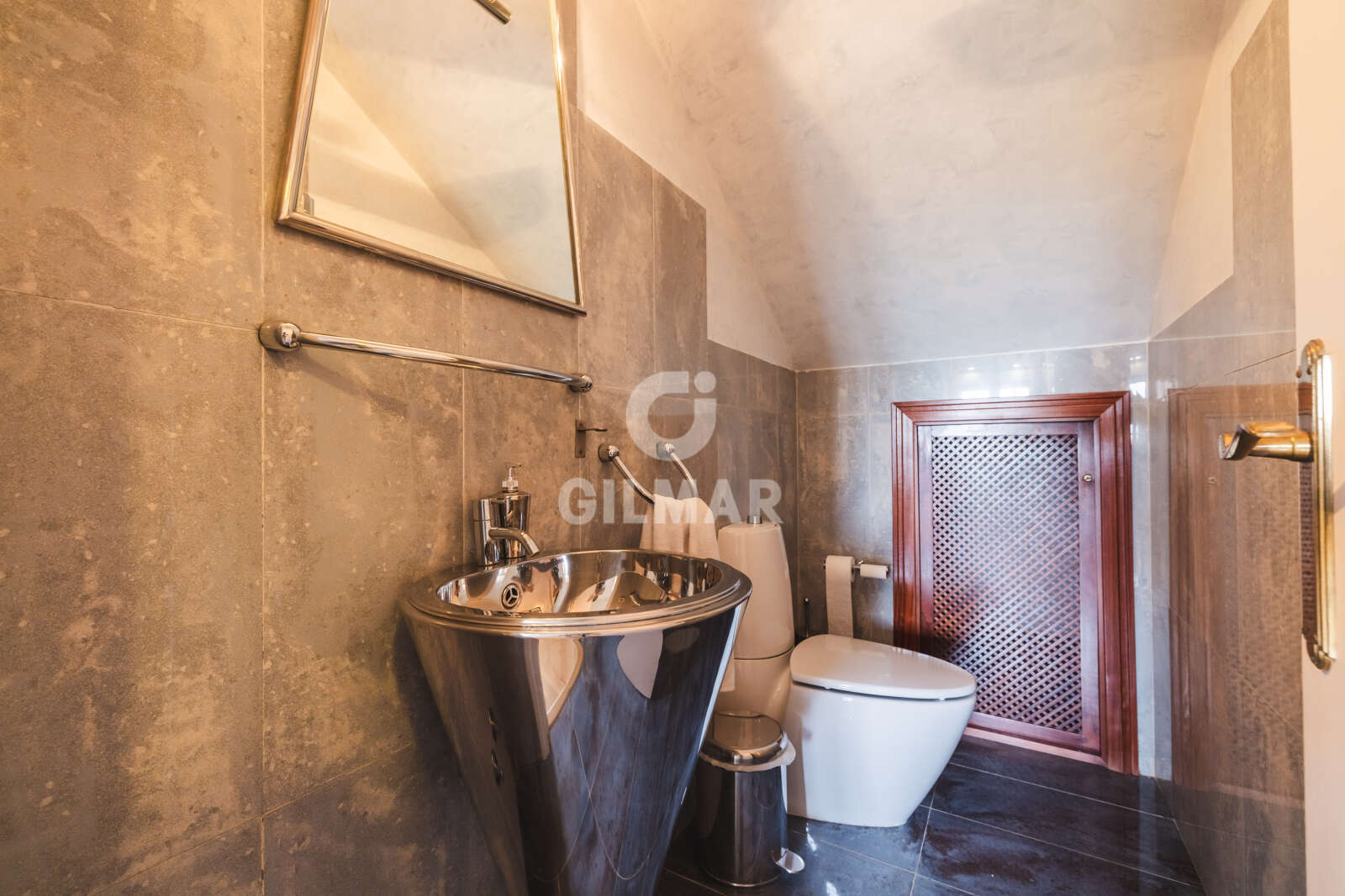 Property slider Gilmar