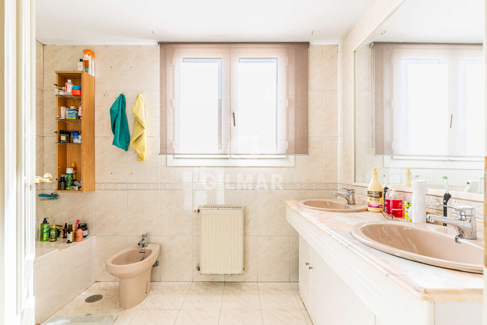 Property slider Gilmar