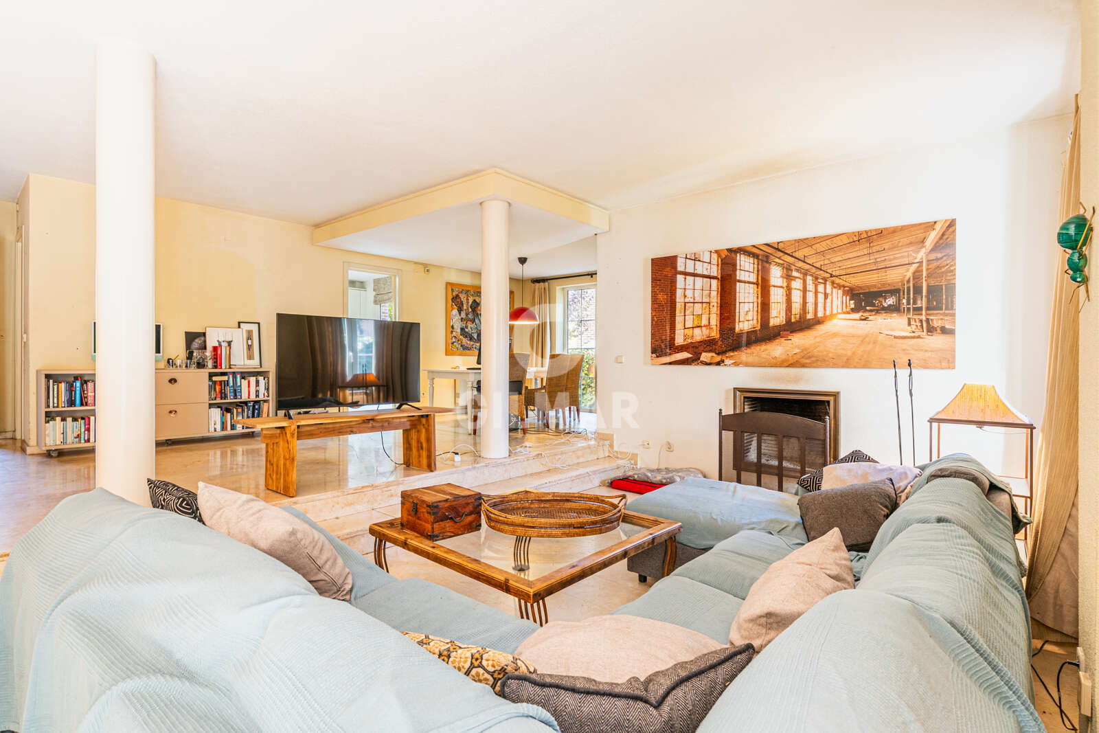 Property slider Gilmar