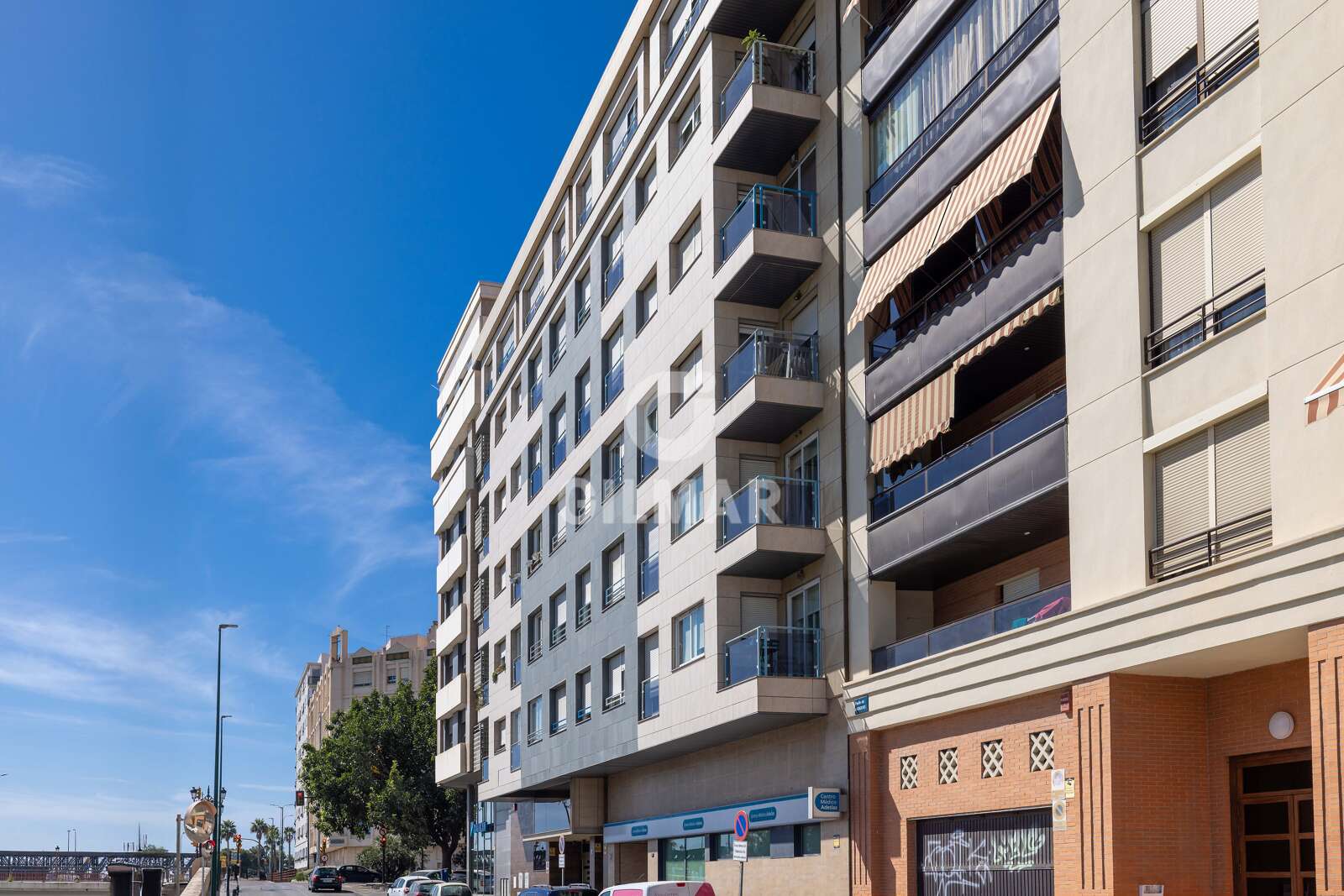 Property slider Gilmar