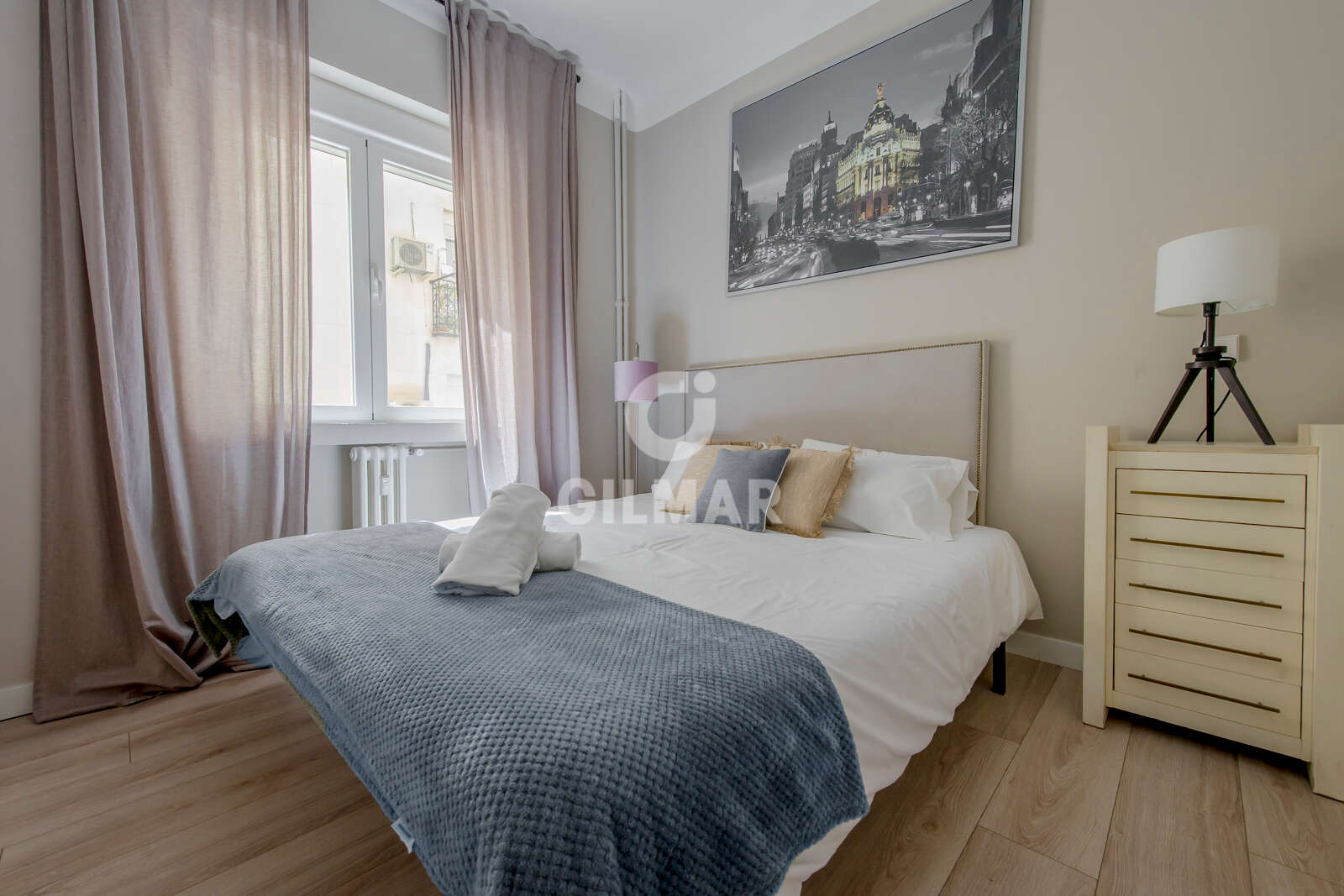Property slider Gilmar