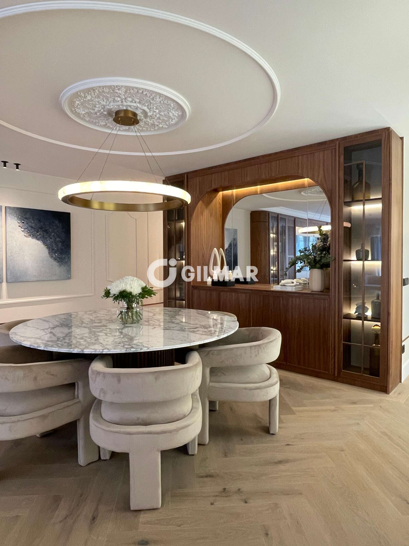 Property slider Gilmar