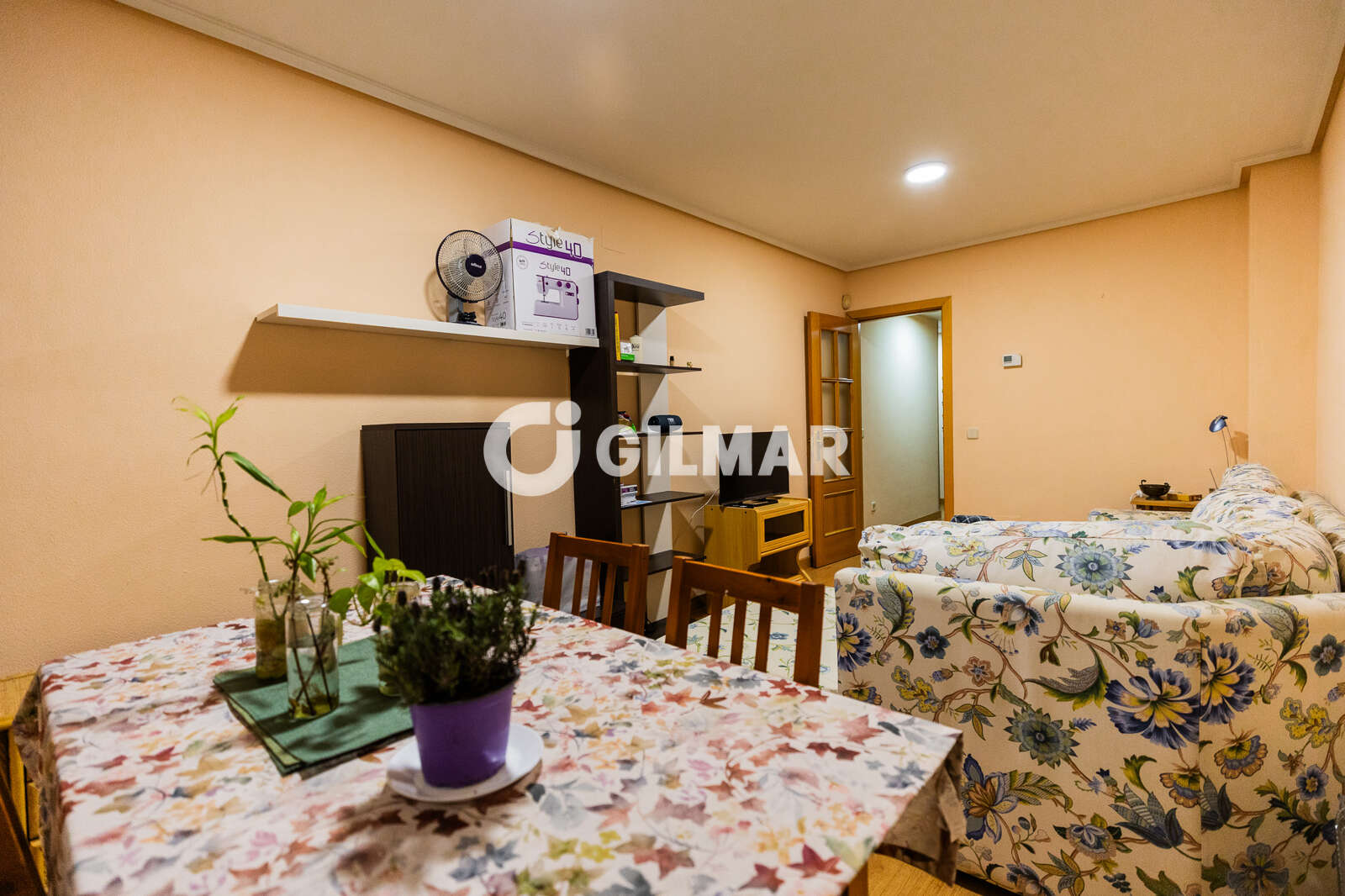 Property slider Gilmar