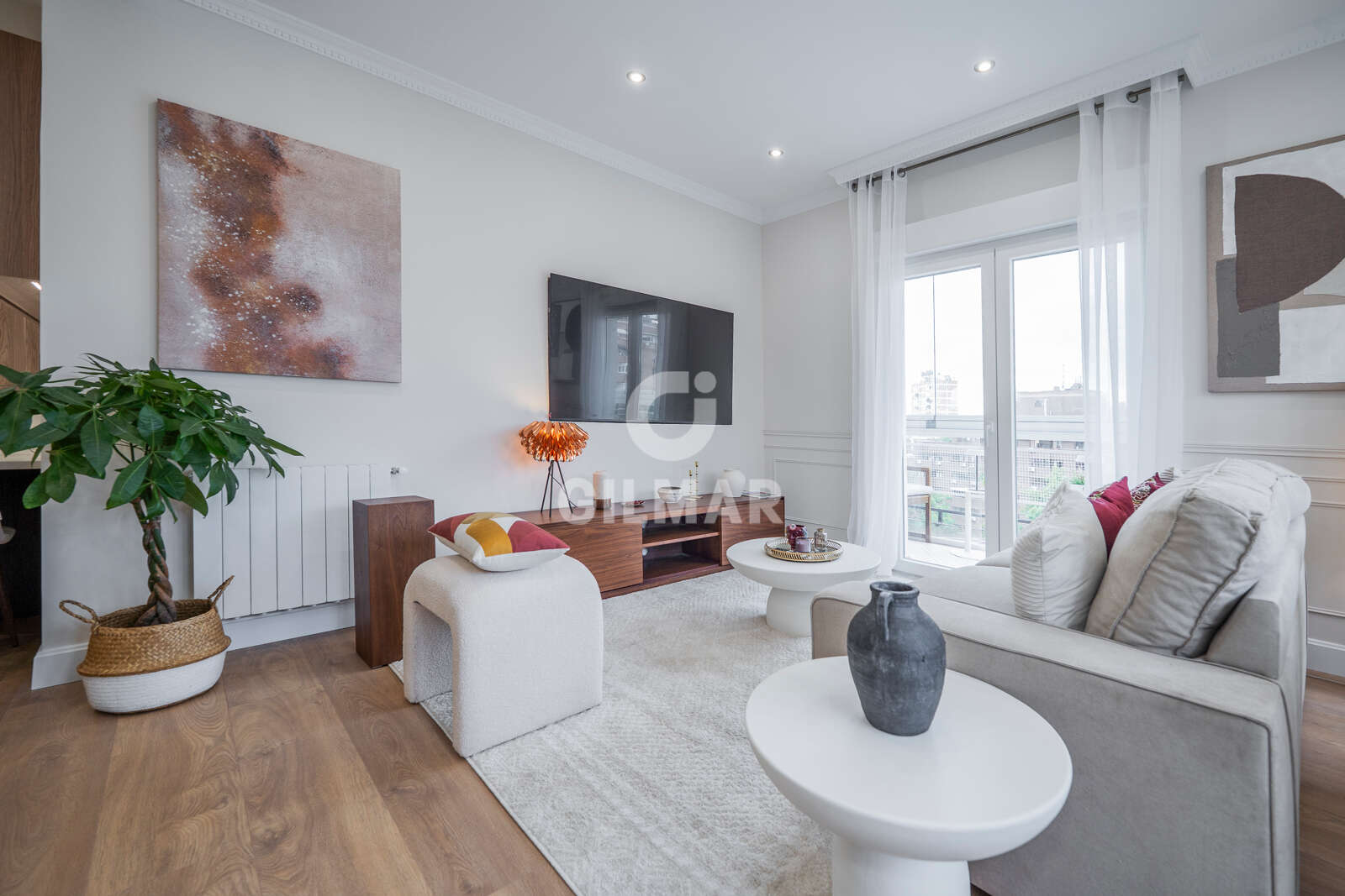 Property slider Gilmar