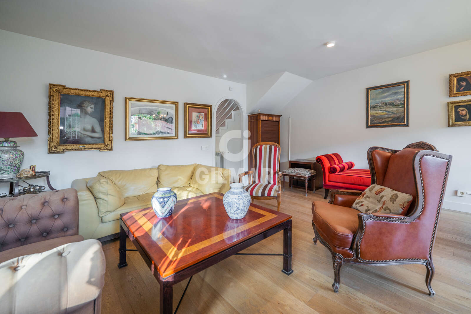 Property slider Gilmar
