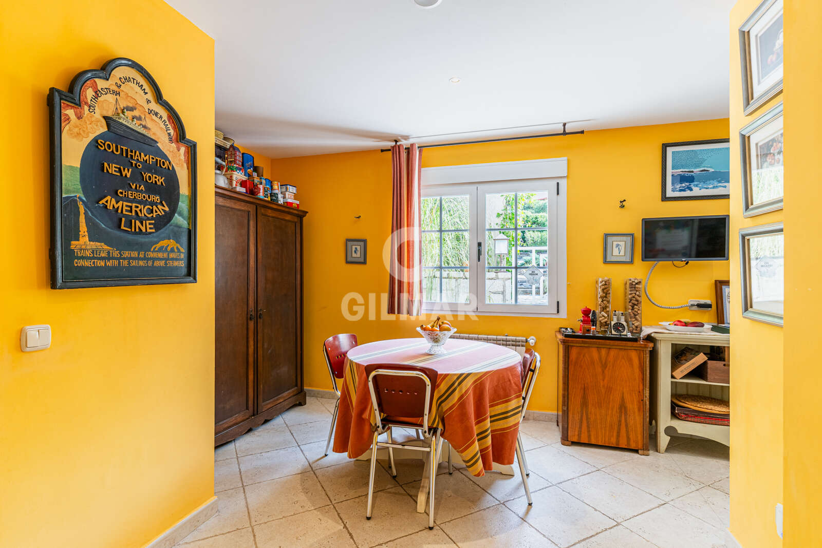 Property slider Gilmar
