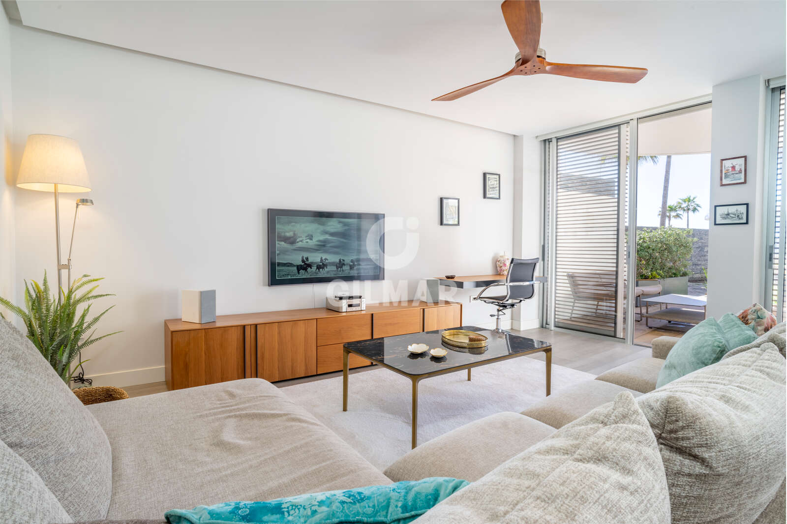 Property slider Gilmar