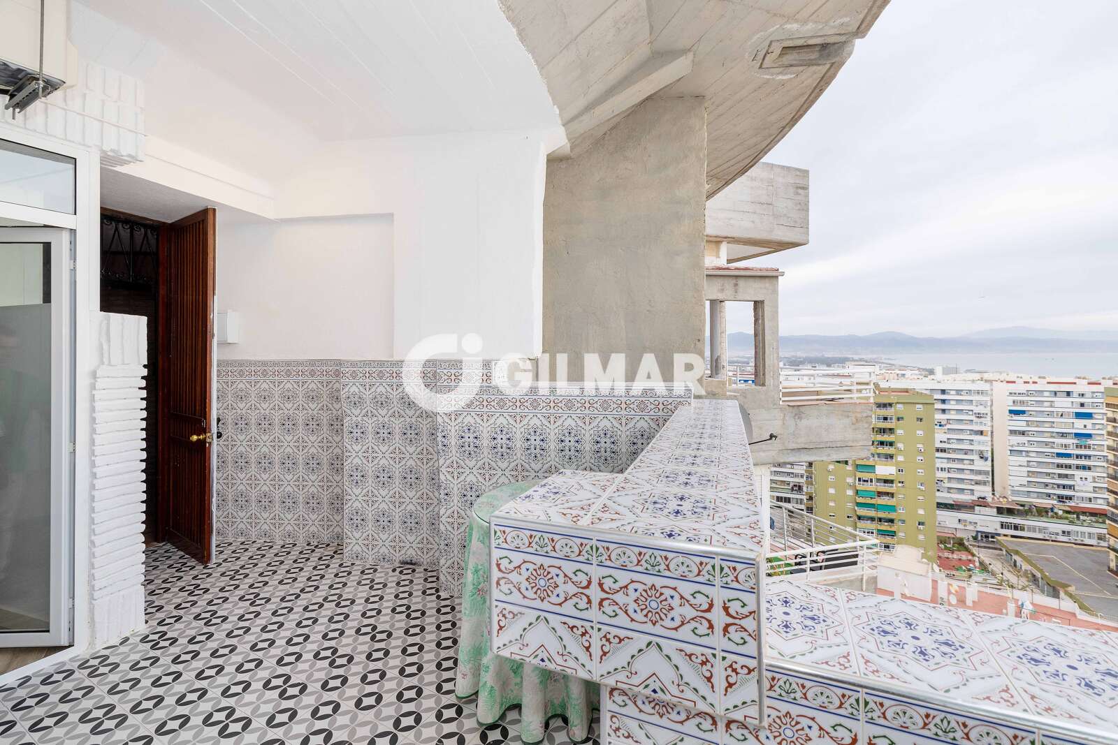 Property slider Gilmar