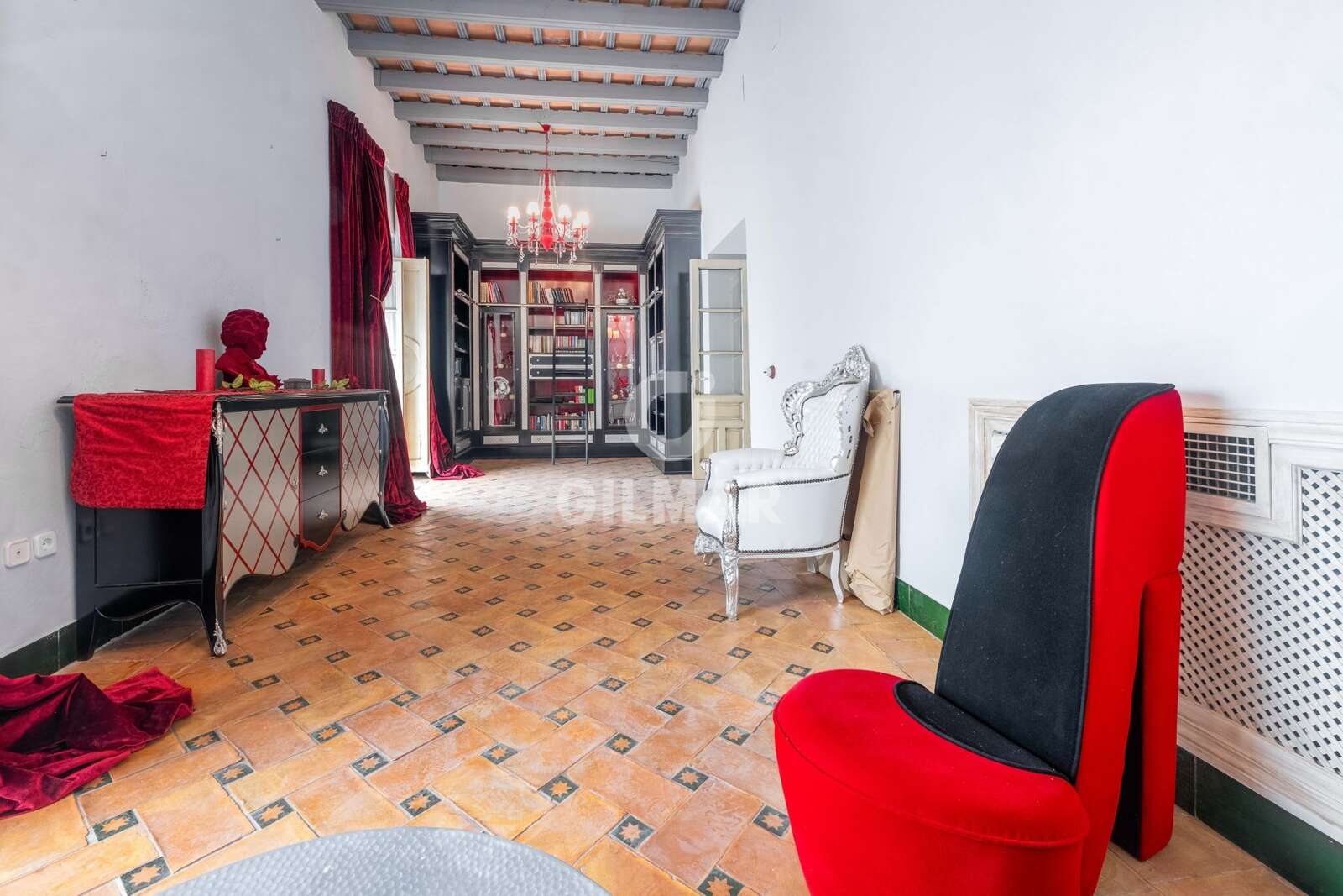 Property slider Gilmar