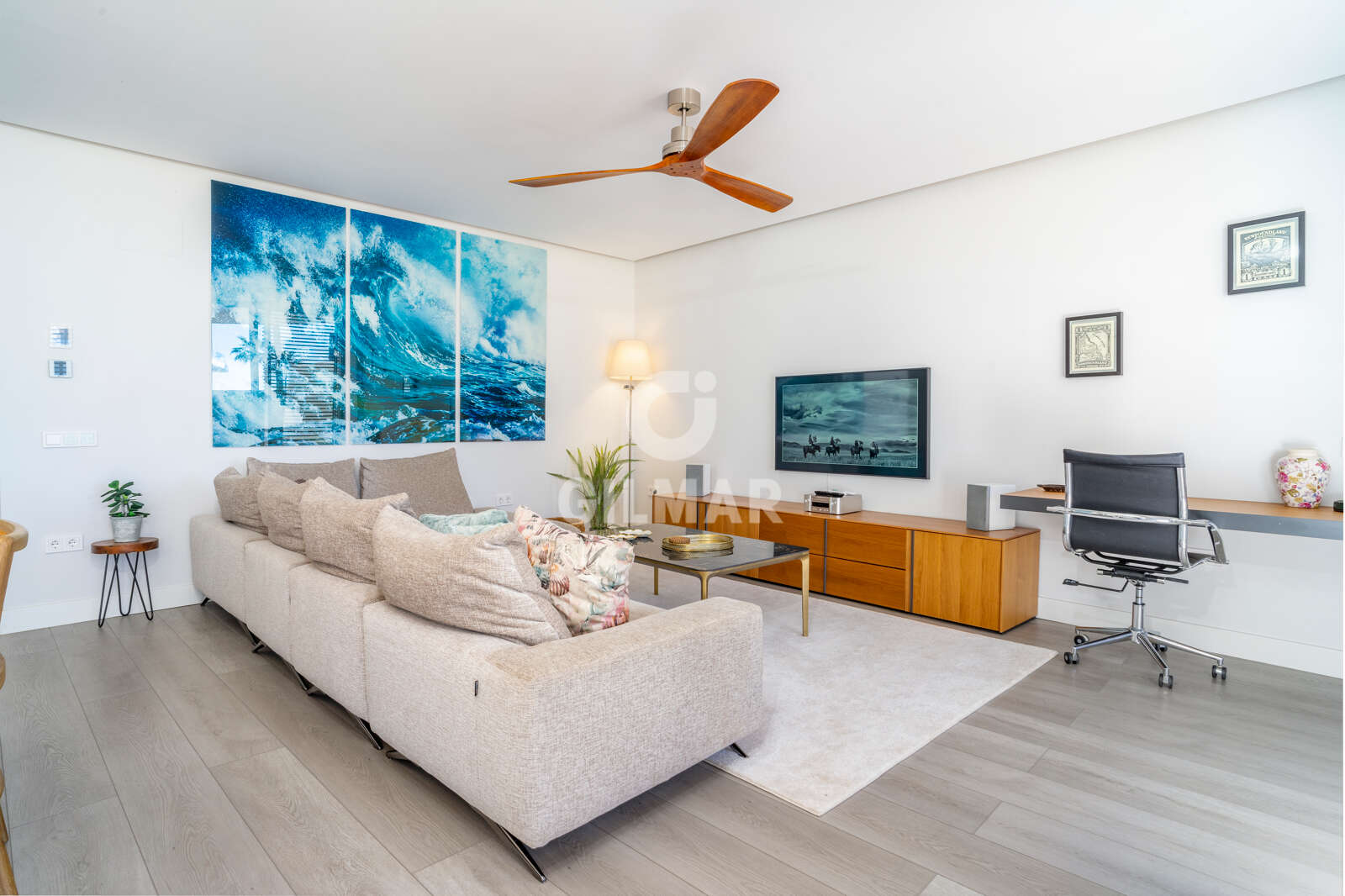 Property slider Gilmar