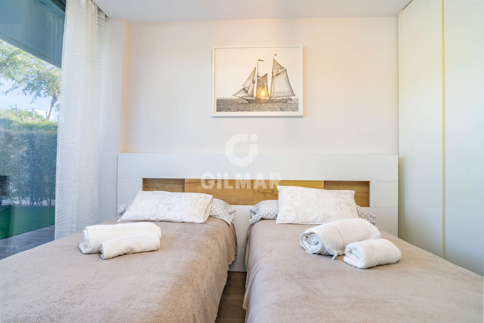 Property slider Gilmar